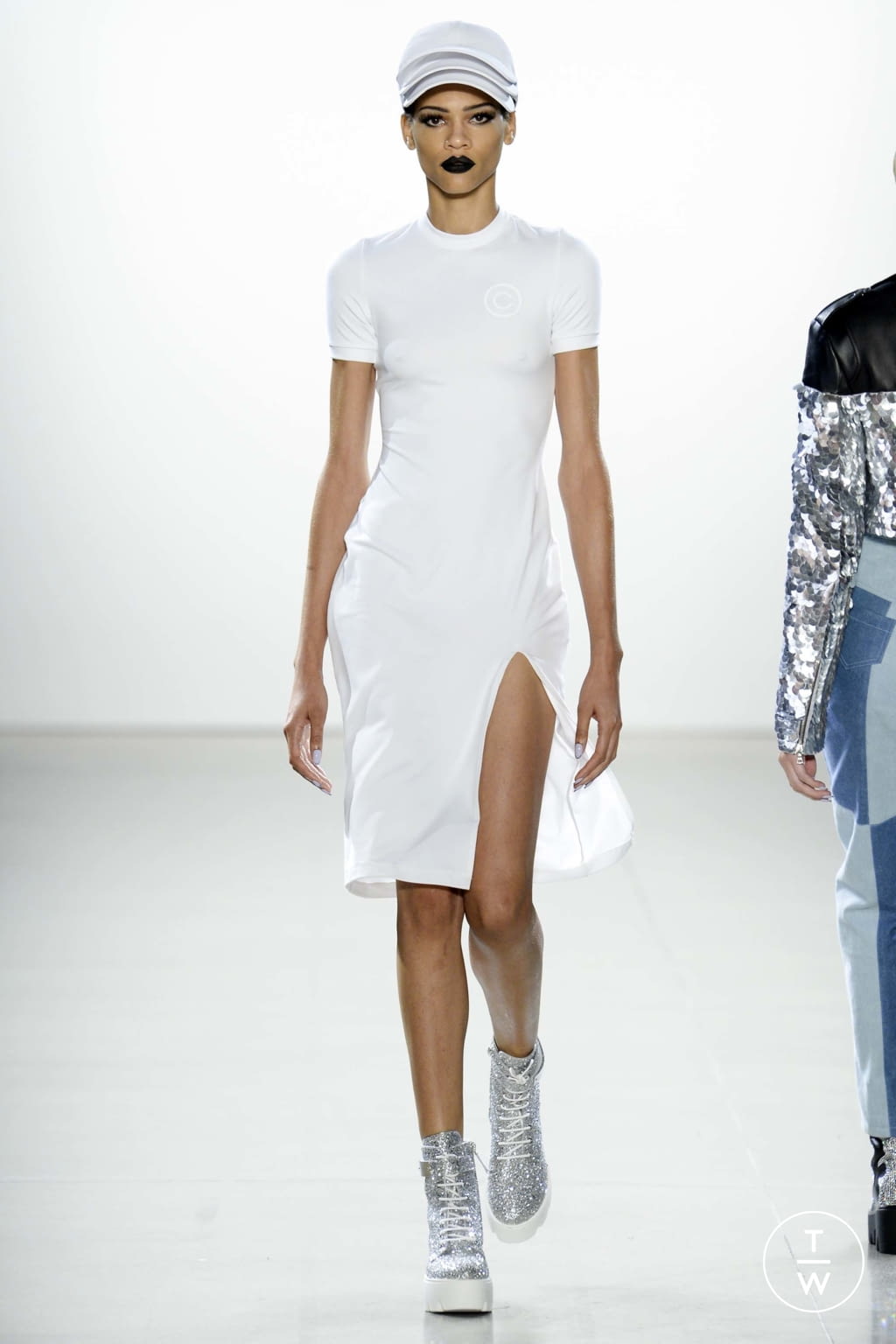 Fashion Week New York Spring/Summer 2019 look 29 de la collection Christian Cowan womenswear