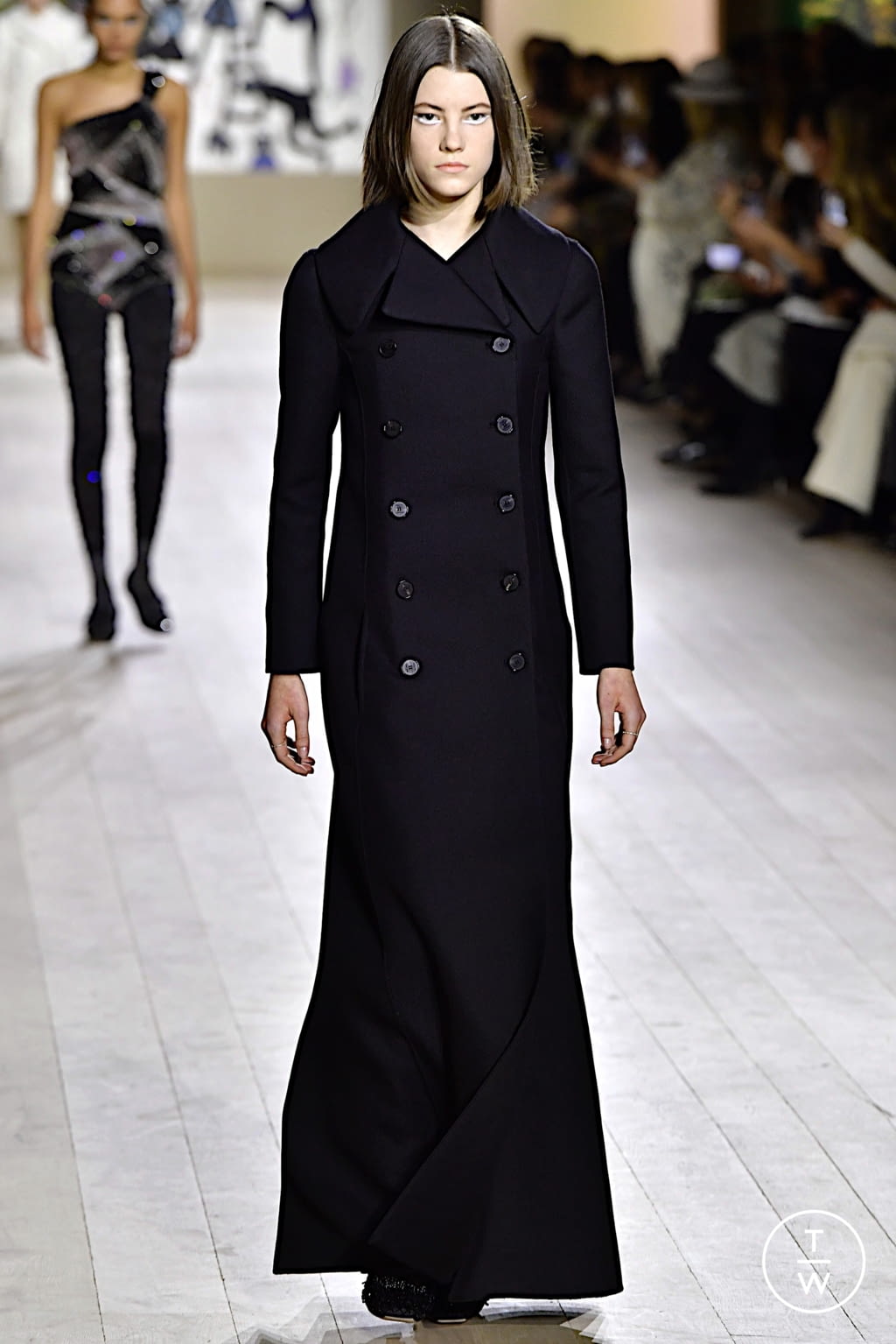Fashion Week Paris Spring/Summer 2022 look 3 de la collection Christian Dior couture