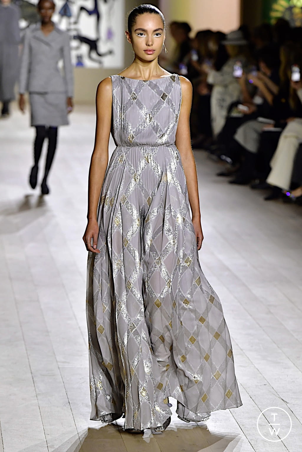Fashion Week Paris Spring/Summer 2022 look 30 from the Christian Dior collection 高级定制