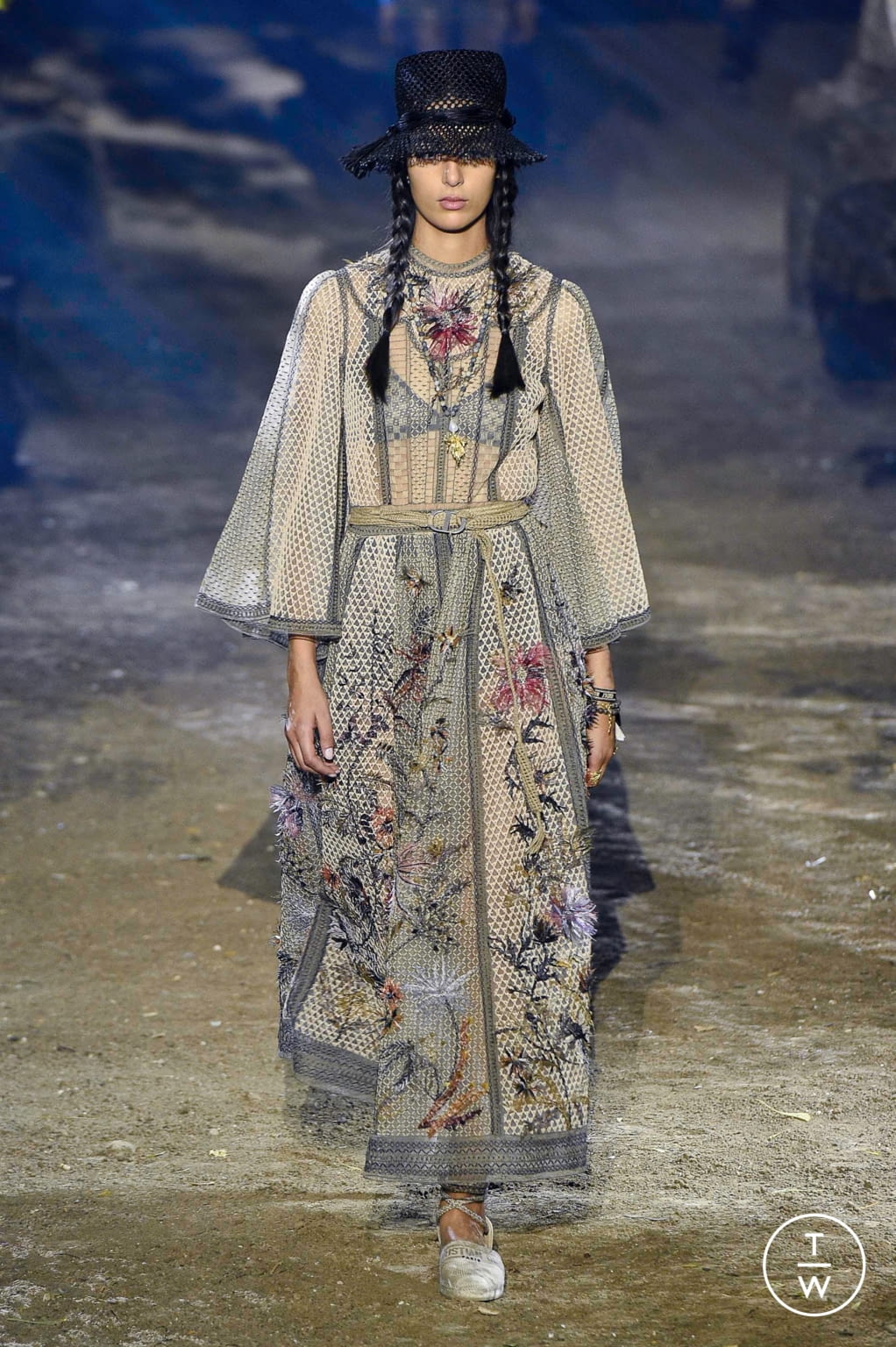 Fashion Week Paris Spring/Summer 2020 look 11 de la collection Christian Dior womenswear