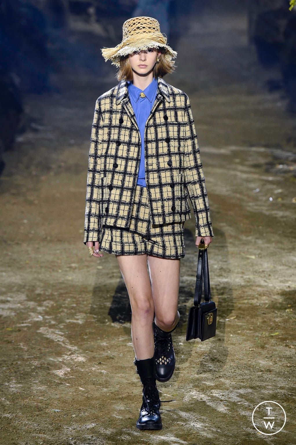 Fashion Week Paris Spring/Summer 2020 look 24 from the Christian Dior collection womenswear