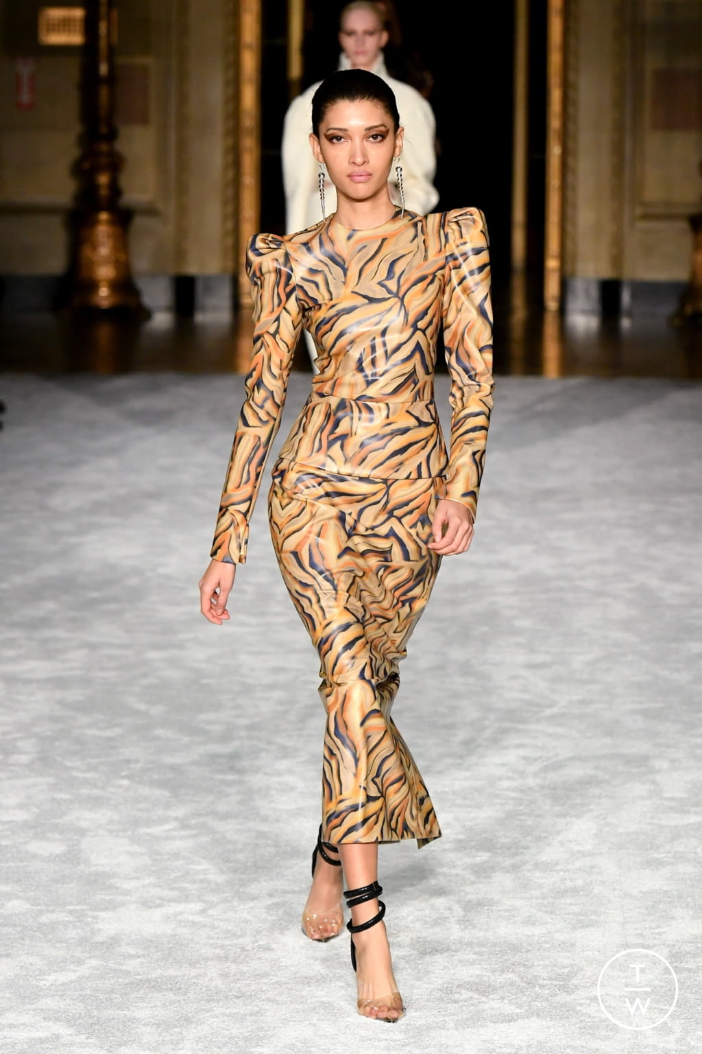 Fashion Week New York Fall/Winter 2021 look 6 from the Christian Siriano collection womenswear
