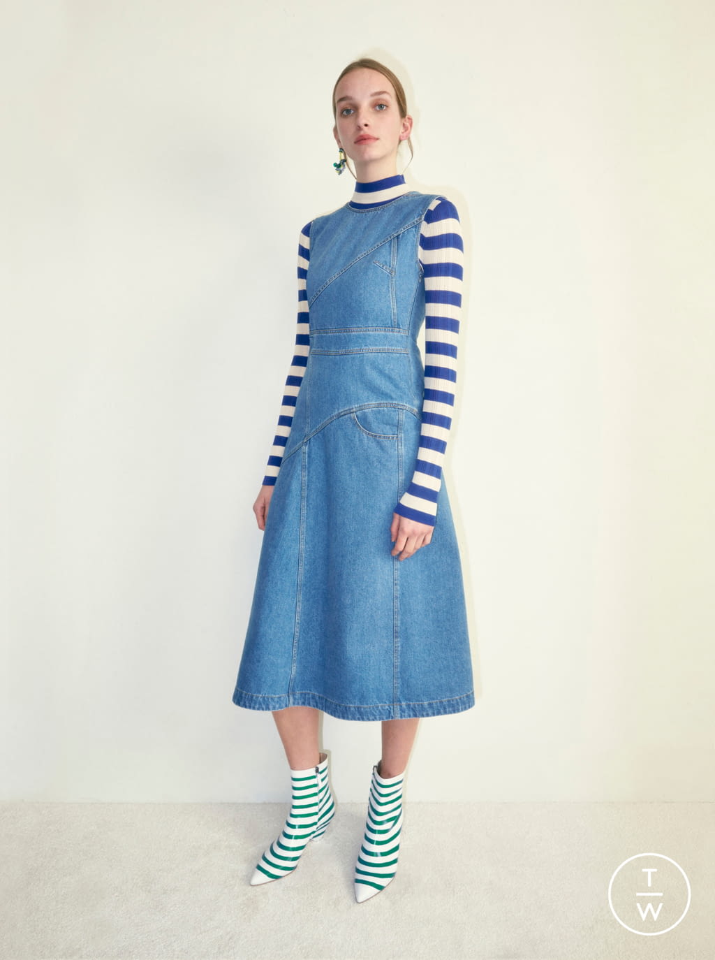 Fashion Week Paris Pre-Fall 2019 look 28 from the Christian Wijnants collection womenswear