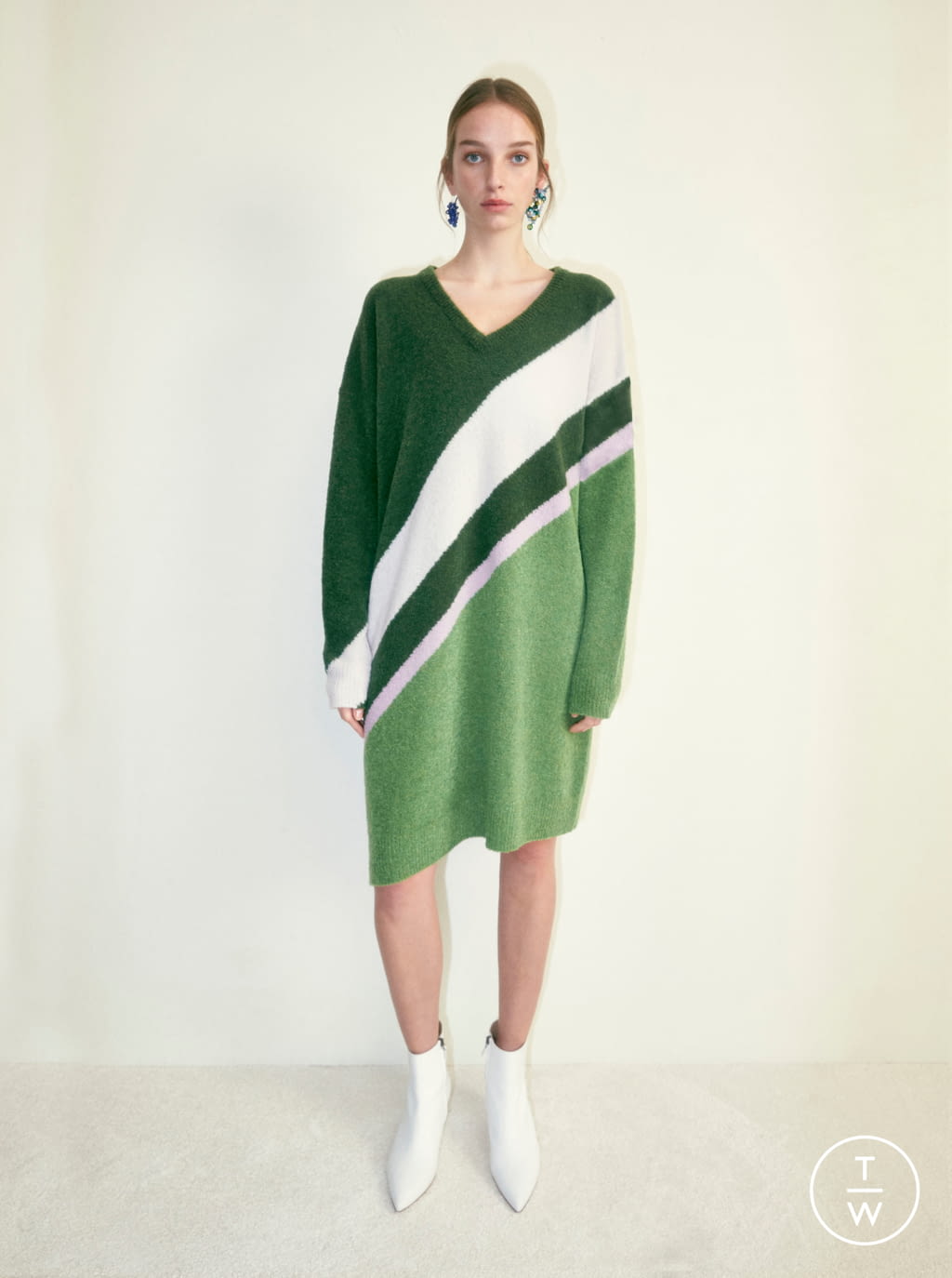 Fashion Week Paris Pre-Fall 2019 look 32 from the Christian Wijnants collection womenswear