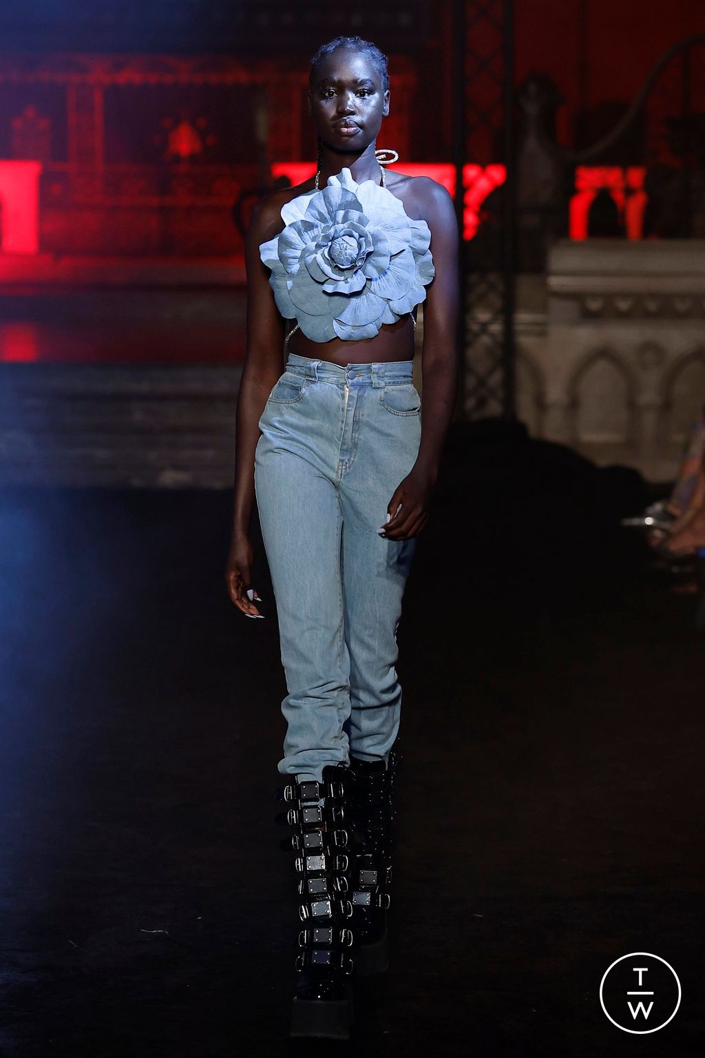 Fashion Week Paris Spring/Summer 2024 look 39 from the Christian Cowan collection 女装