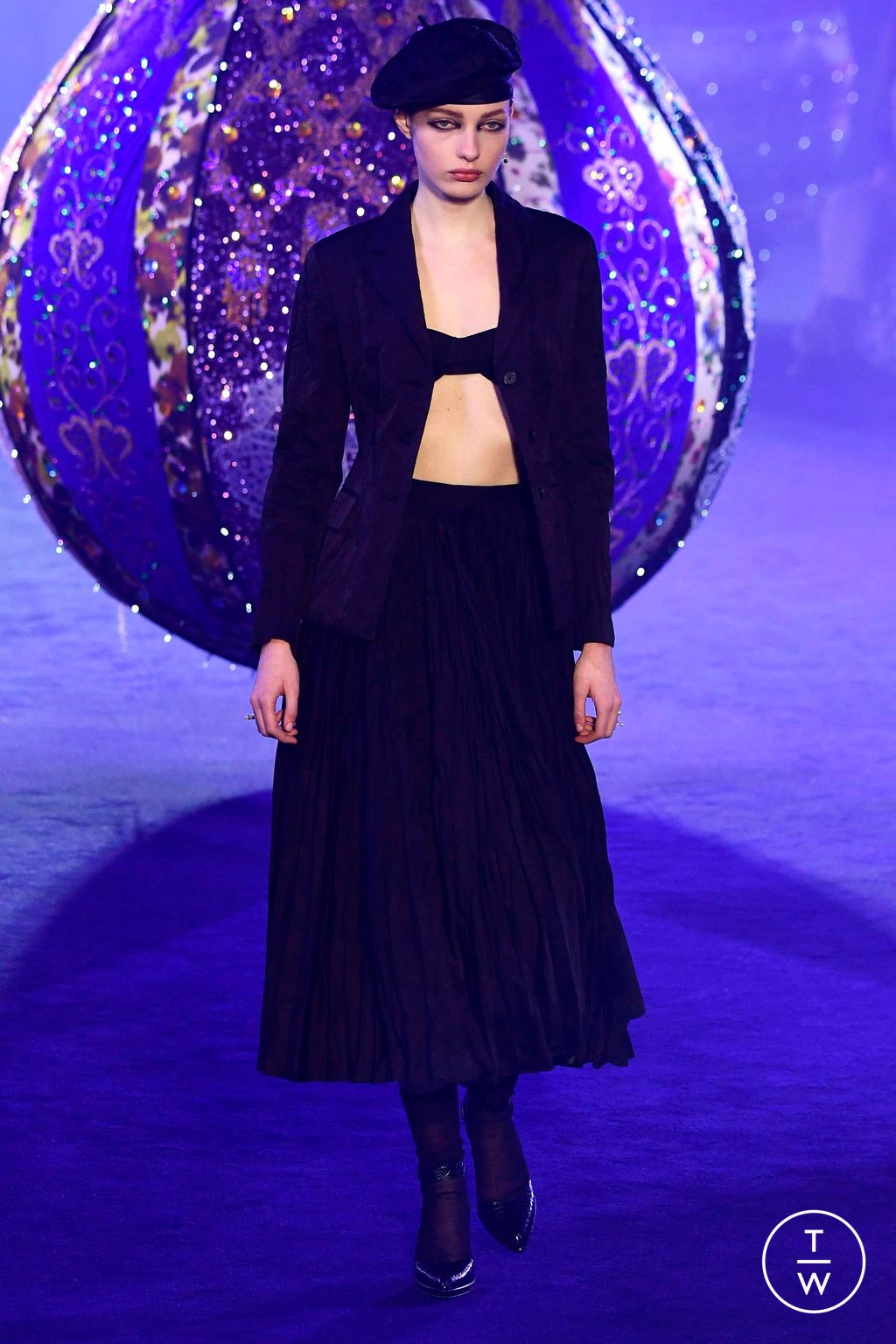 Fashion Week Paris Fall/Winter 2023 look 9 from the Christian Dior collection womenswear