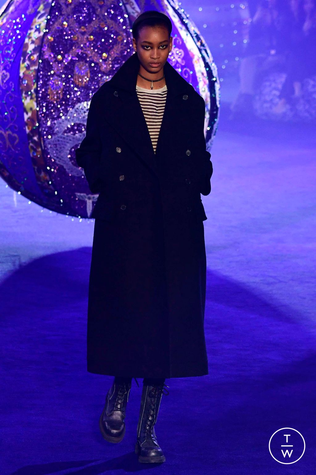 Fashion Week Paris Fall/Winter 2023 look 22 from the Christian Dior collection 女装