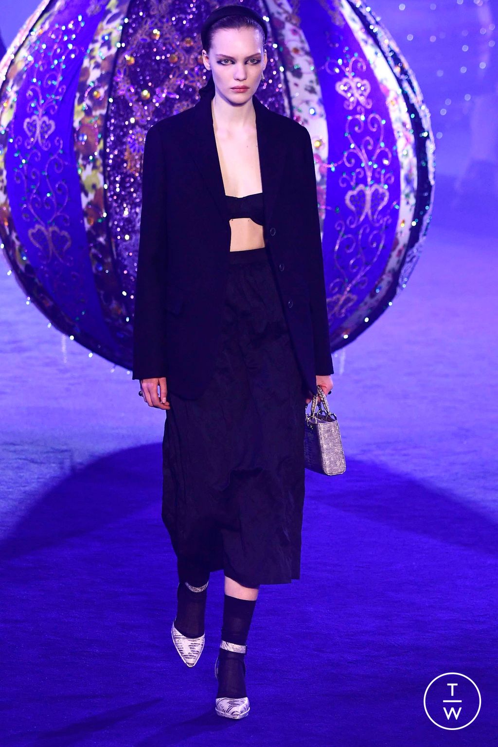 Fashion Week Paris Fall/Winter 2023 look 24 from the Christian Dior collection 女装