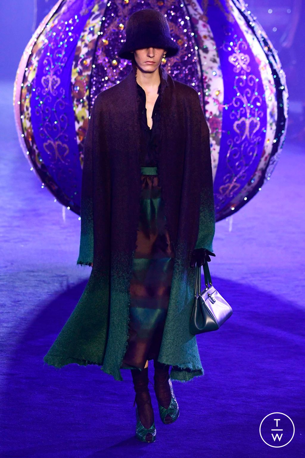 Fashion Week Paris Fall/Winter 2023 look 58 from the Christian Dior collection womenswear