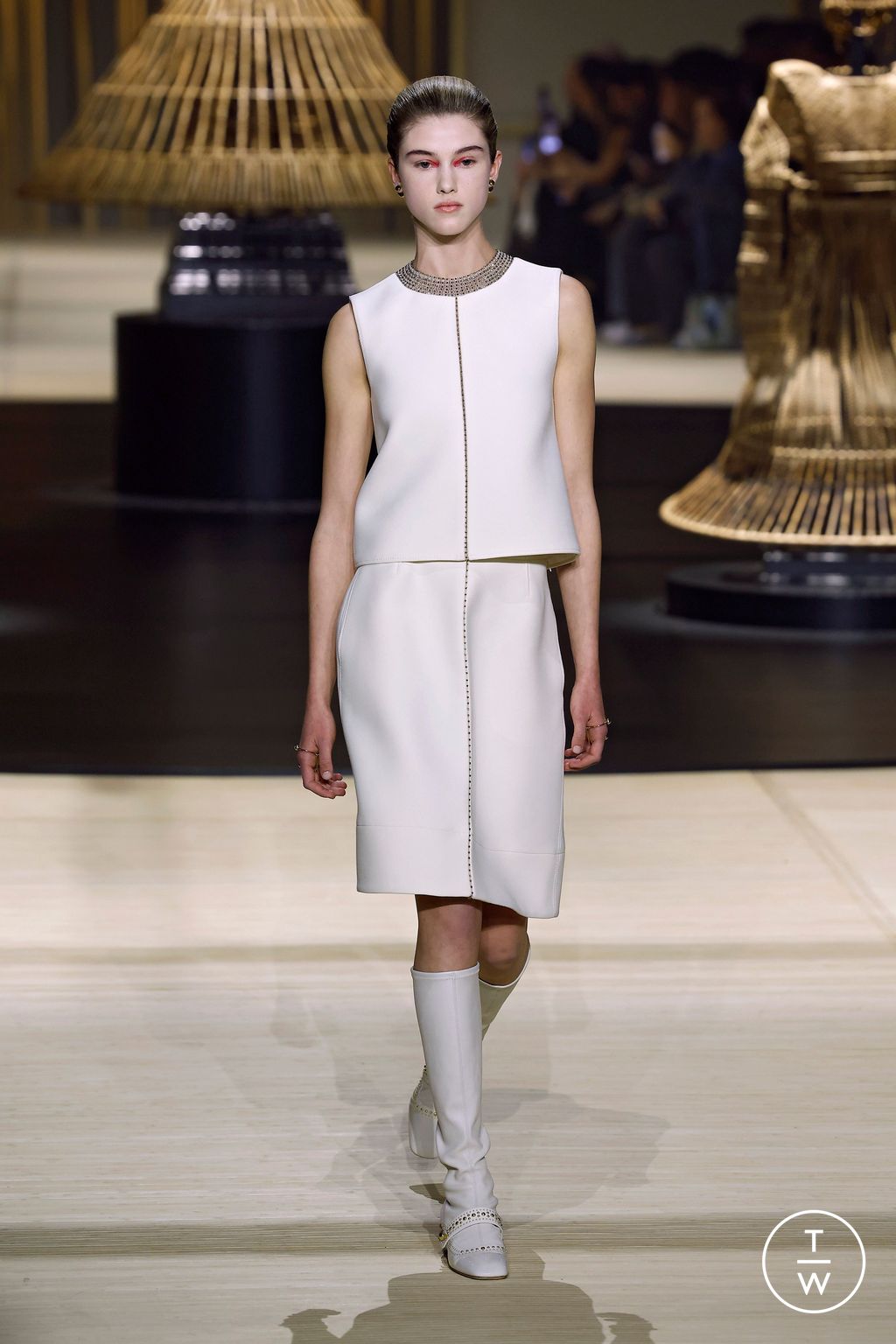 Fashion Week Paris Fall/Winter 2024 look 11 de la collection Christian Dior womenswear