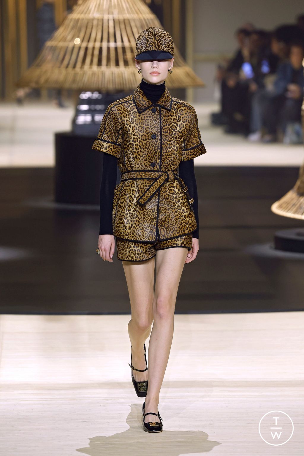 Fashion Week Paris Fall/Winter 2024 look 58 from the Christian Dior collection womenswear