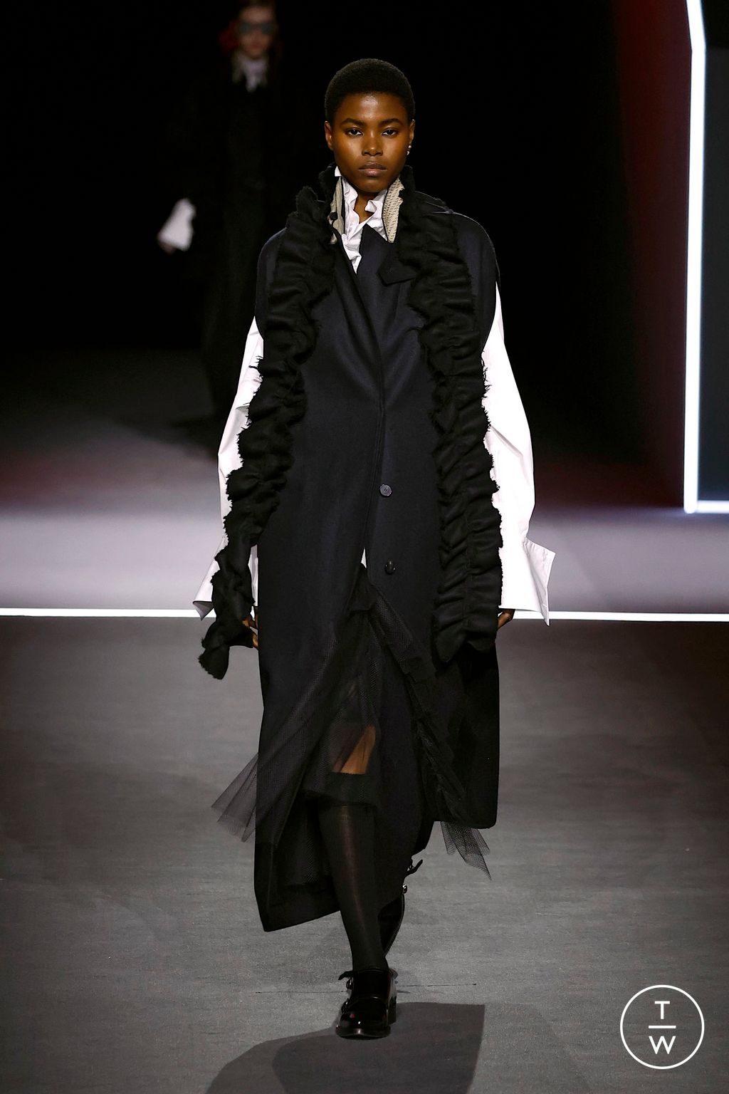 Fashion Week Paris Fall/Winter 2025 look 16 from the Dior collection womenswear