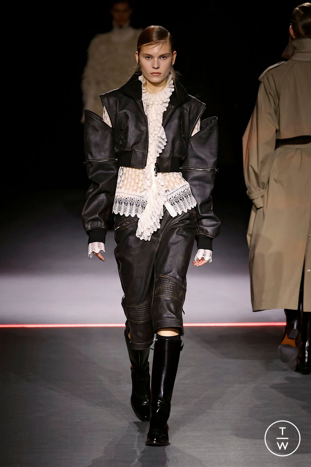 Fashion Week Paris Fall/Winter 2025 look 41 de la collection Dior womenswear