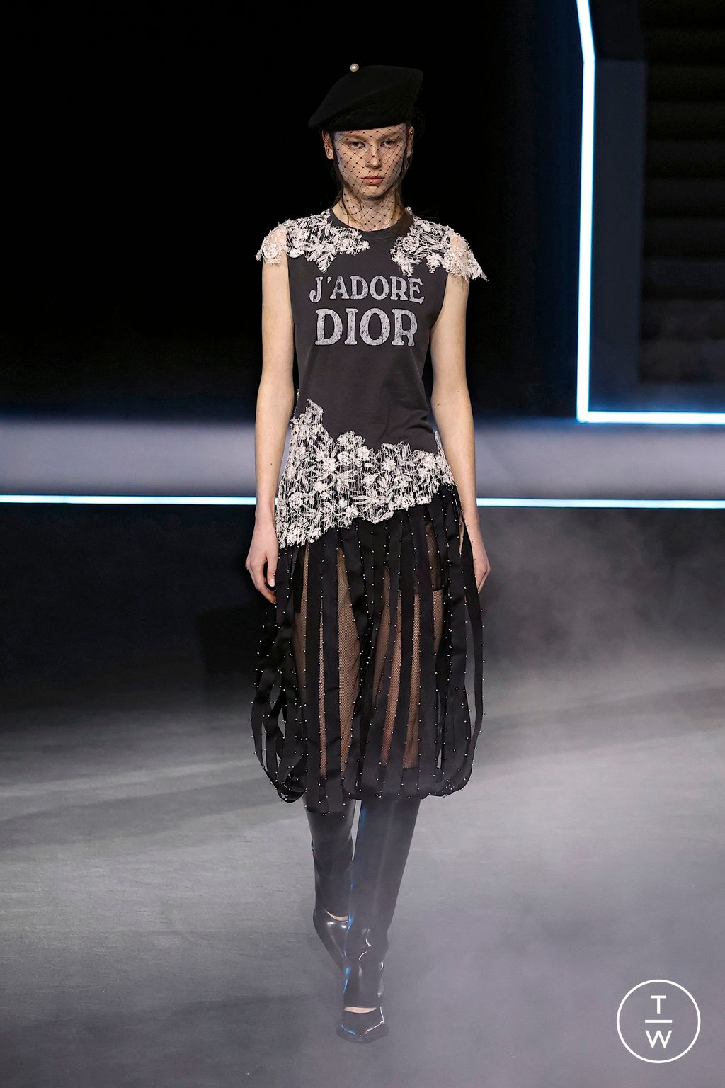 Fashion Week Paris Fall/Winter 2025 look 69 from the Dior collection 女装