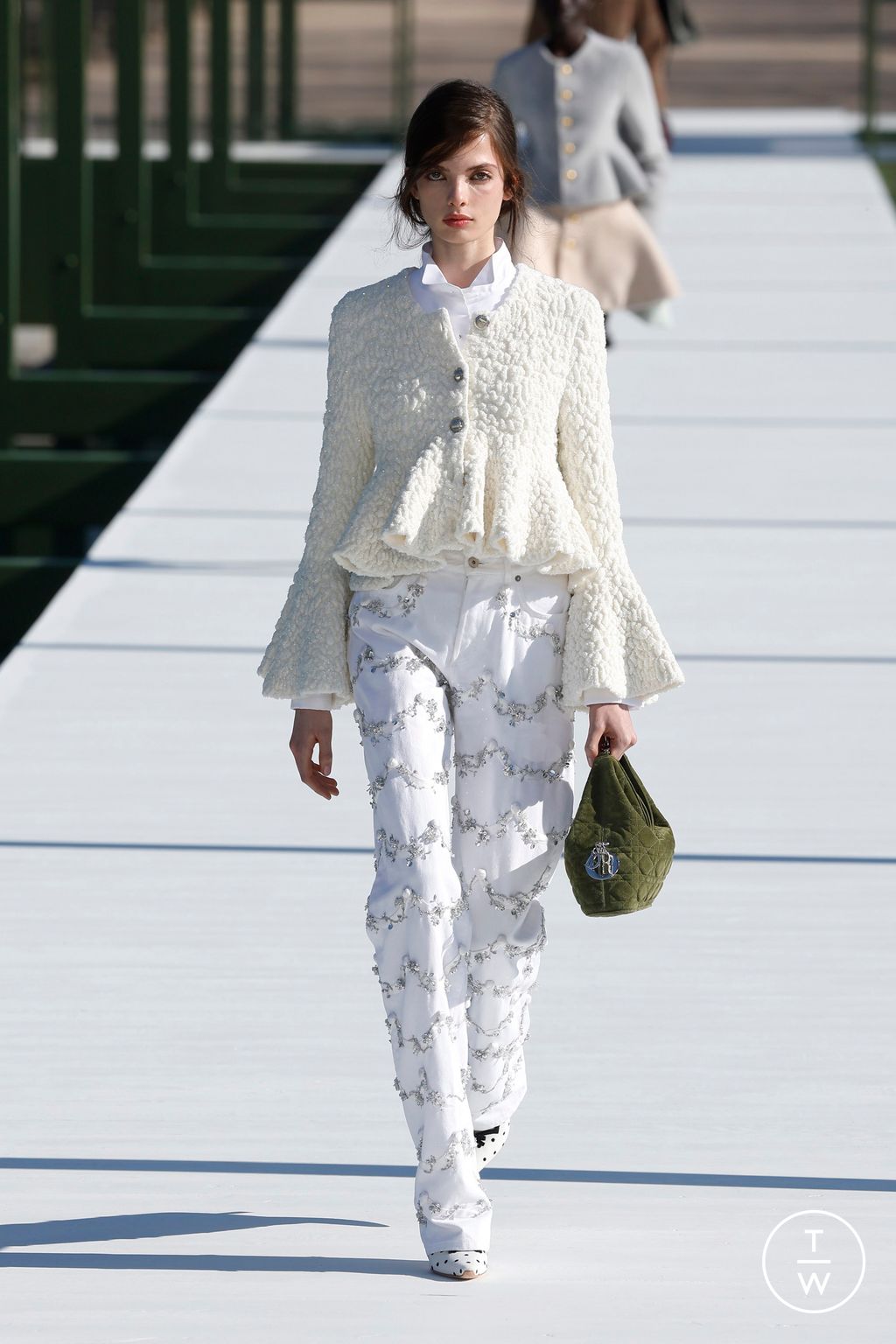 Fashion Week Paris Fall/Winter 2026 look 6 from the Dior collection womenswear