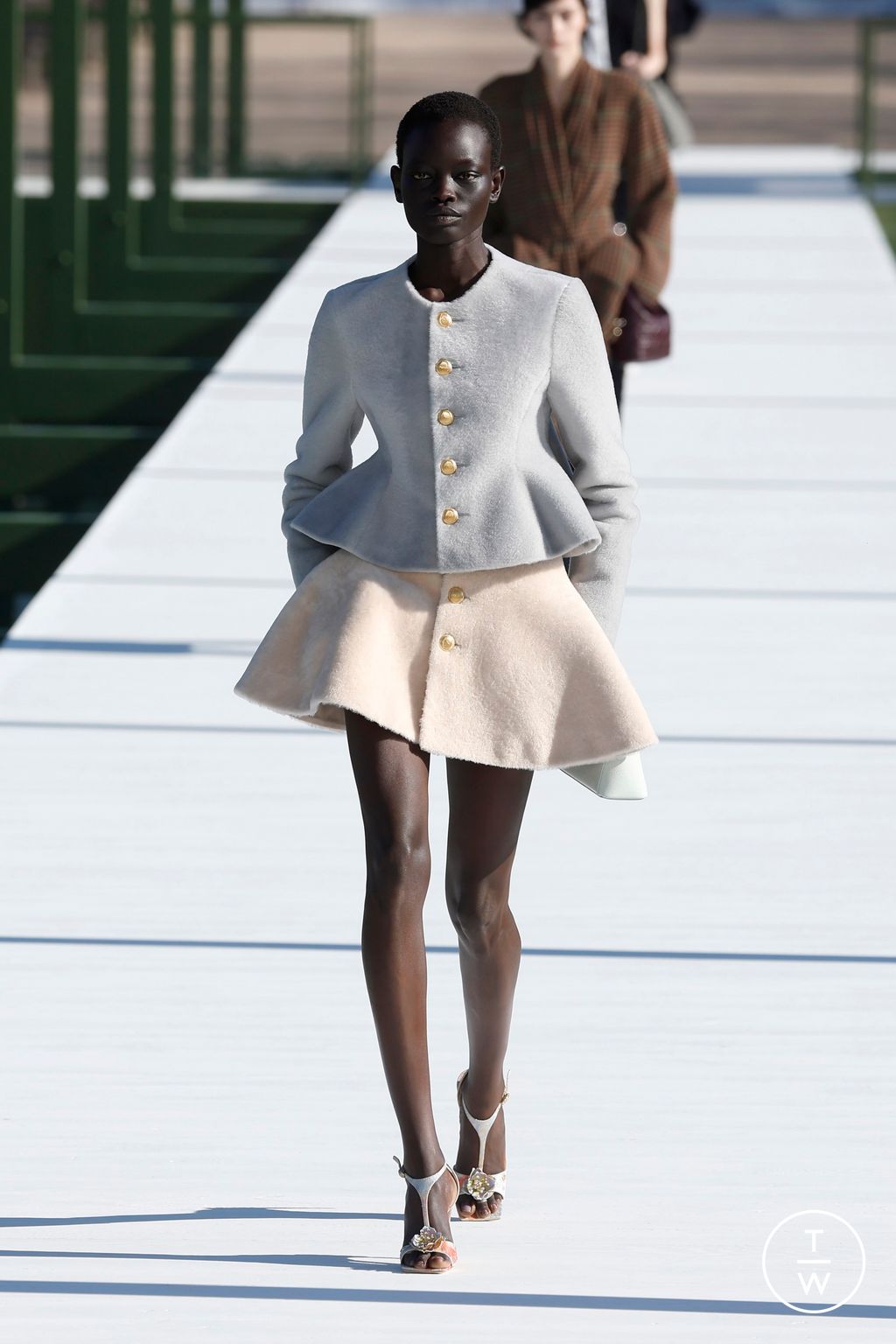 Fashion Week Paris Fall/Winter 2026 look 7 from the Dior collection womenswear