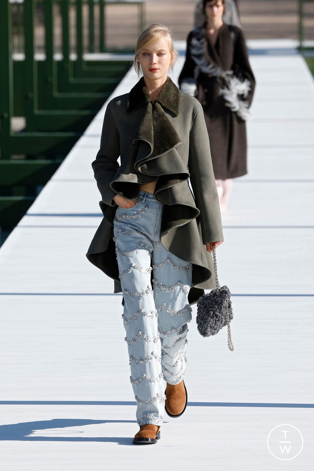 Fashion Week Paris Fall/Winter 2026 look 13 from the Dior collection womenswear