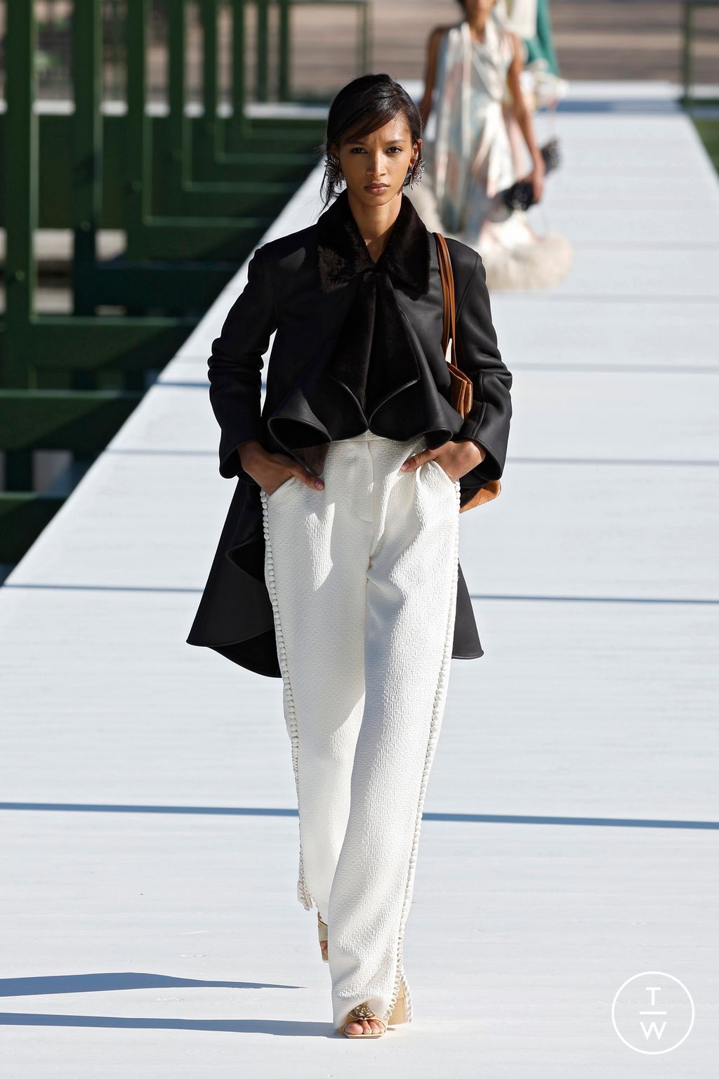 Fashion Week Paris Fall/Winter 2026 look 24 de la collection Dior womenswear