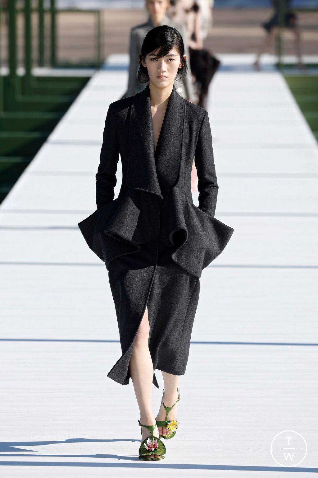 Fashion Week Paris Fall/Winter 2026 look 54 from the Dior collection womenswear