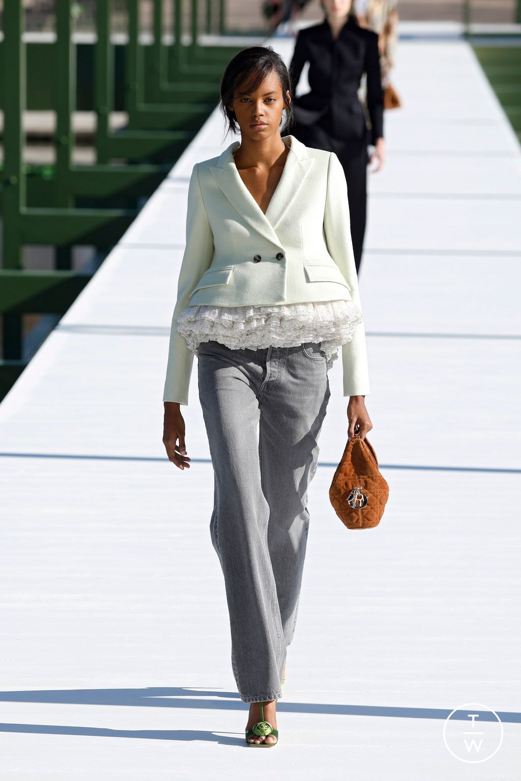 Fashion Week Paris Fall/Winter 2026 look 61 from the Dior collection womenswear