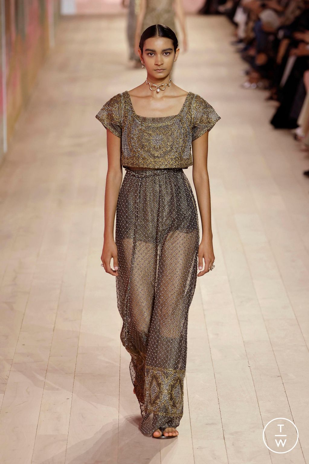 Fashion Week Paris Fall/Winter 2023 look 38 from the Dior collection couture