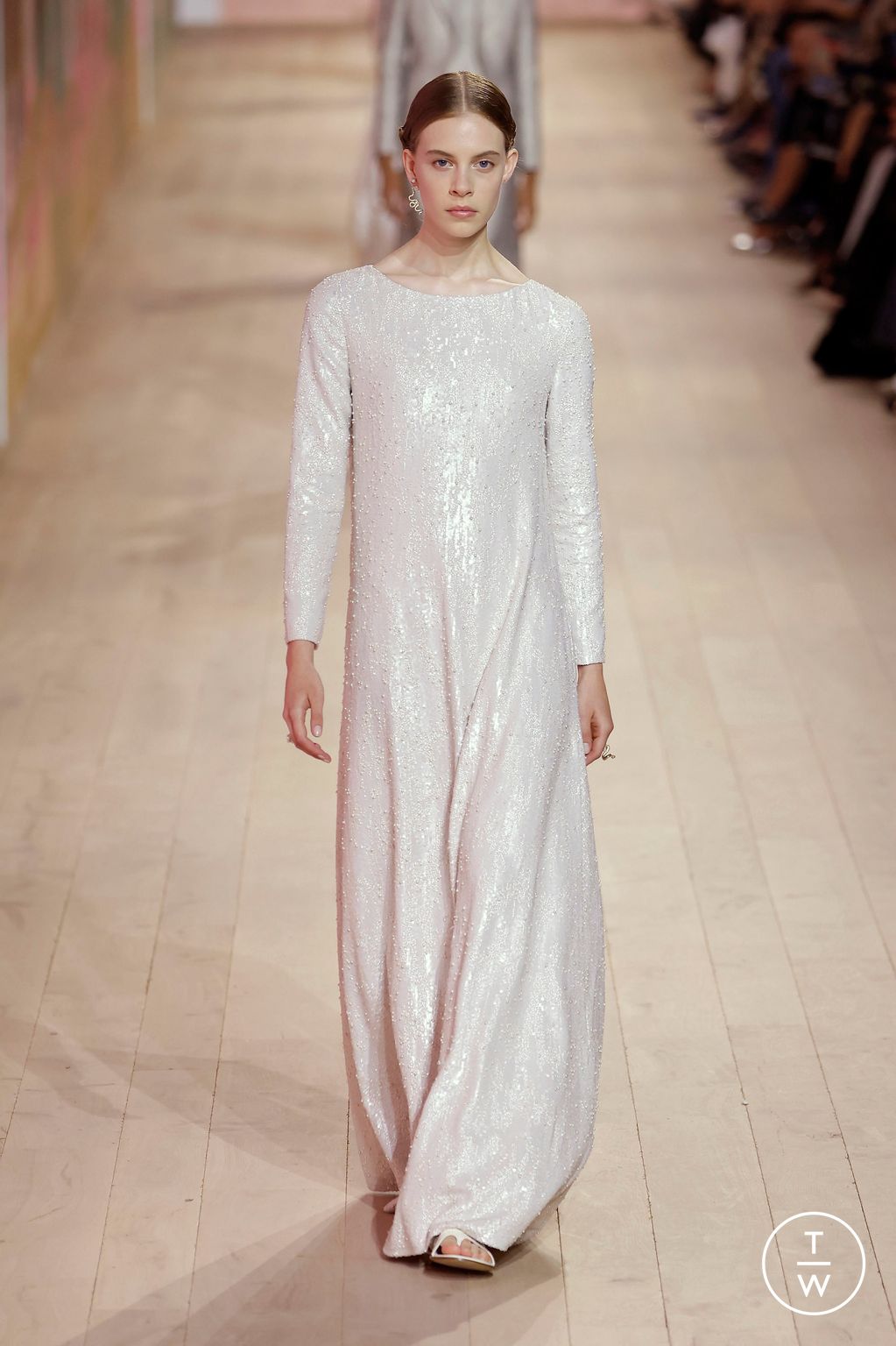 Fashion Week Paris Fall/Winter 2023 look 43 from the Dior collection couture