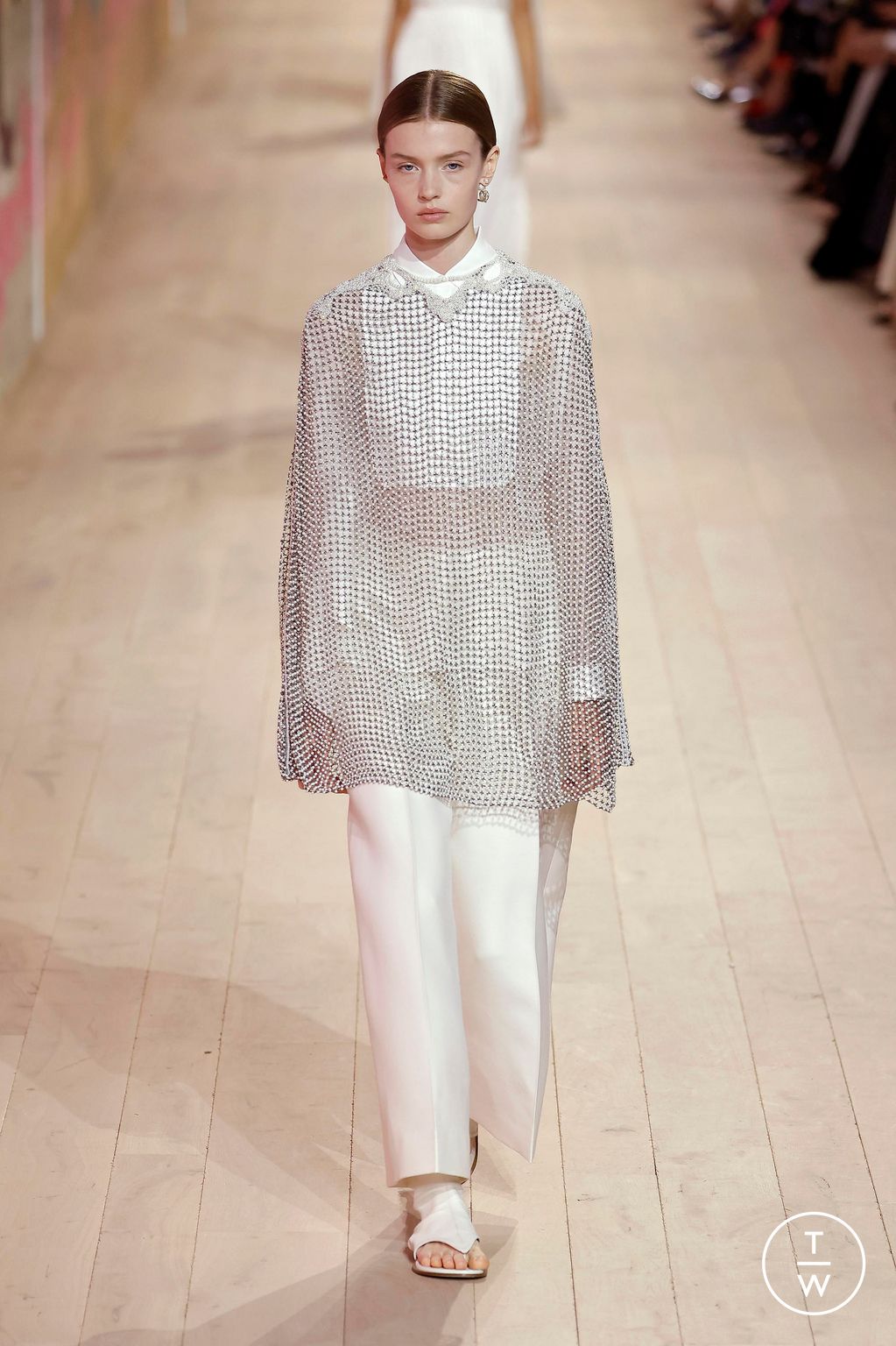 Fashion Week Paris Fall/Winter 2023 look 53 from the Christian Dior collection 高级定制