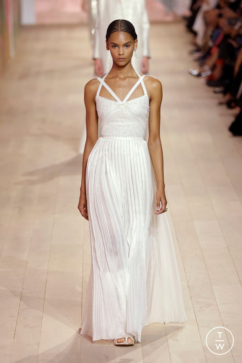 Fashion Week Paris Fall/Winter 2023 look 54 from the Dior collection couture