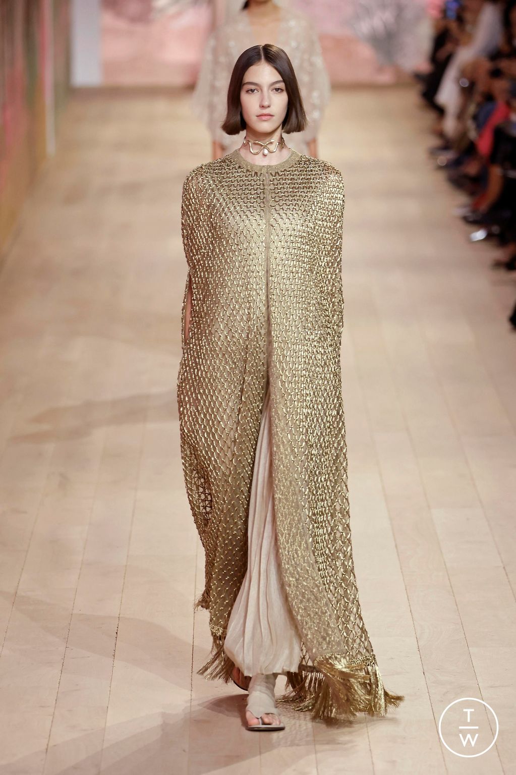 Fashion Week Paris Fall/Winter 2023 look 60 from the Dior collection couture