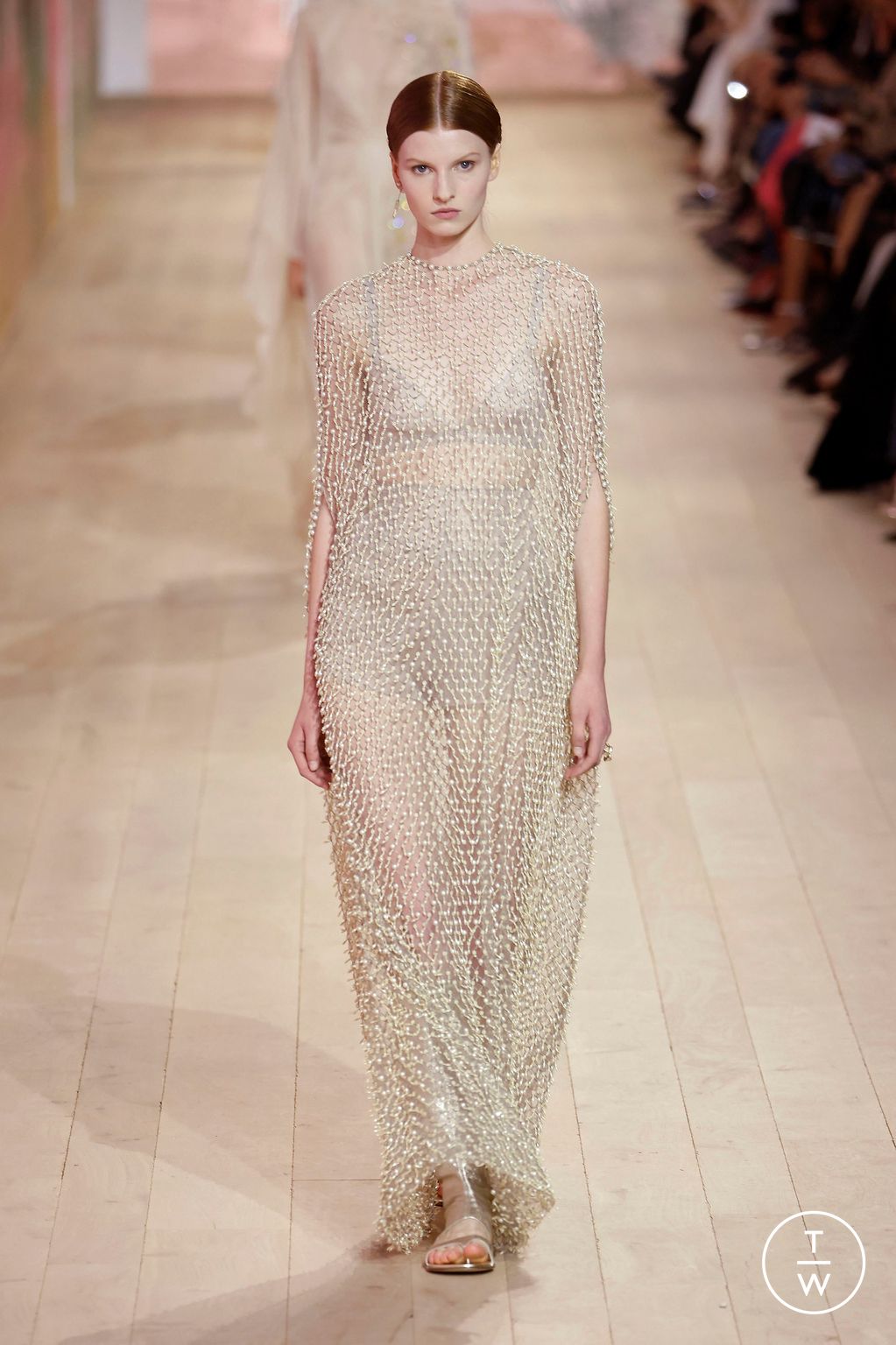 Fashion Week Paris Fall/Winter 2023 look 62 from the Christian Dior collection couture