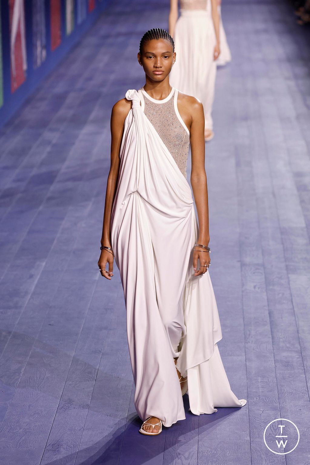 Fashion Week Paris Fall/Winter 2024 look 7 from the Dior collection couture