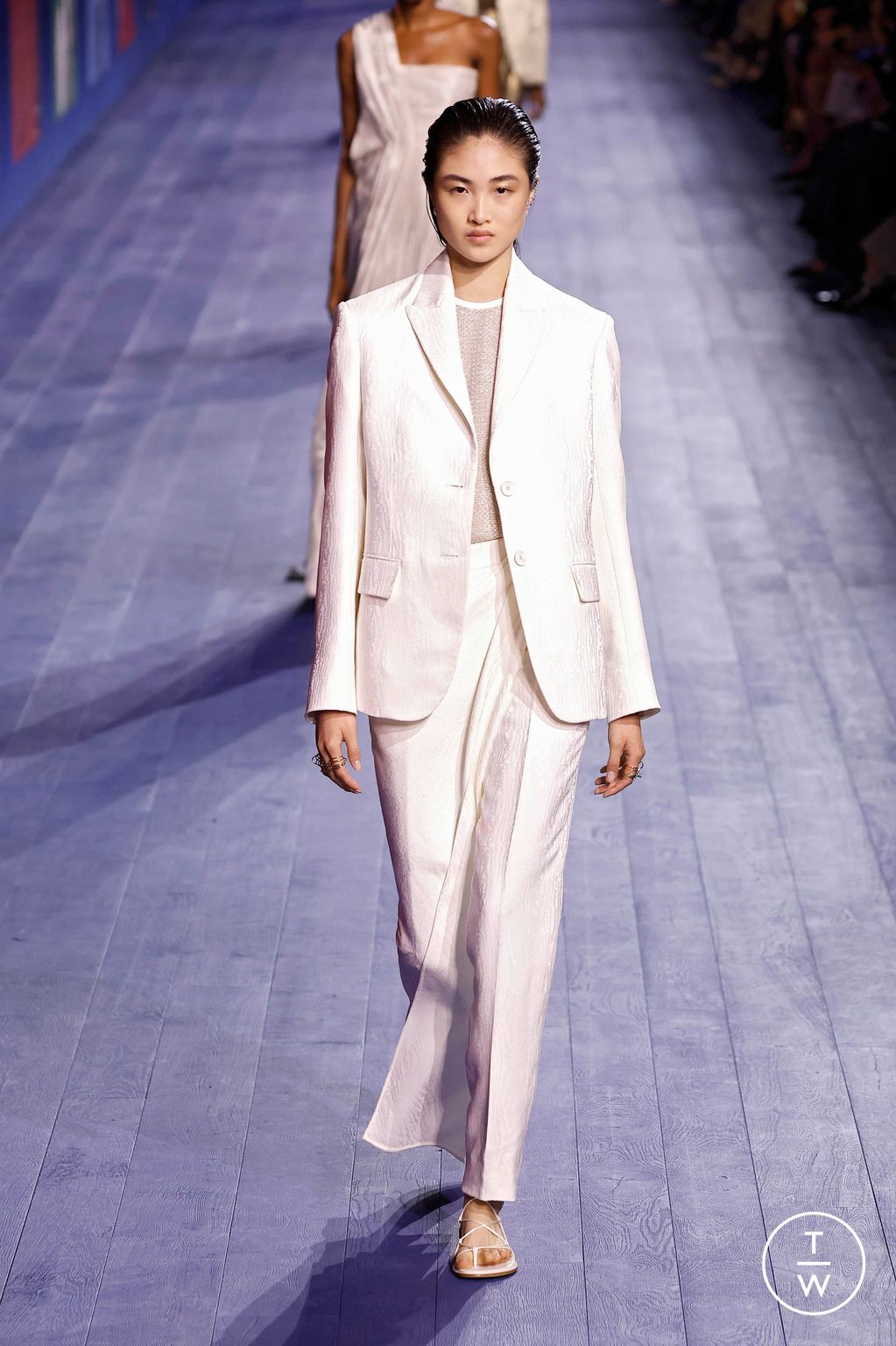 Fashion Week Paris Fall/Winter 2024 look 31 from the Dior collection couture