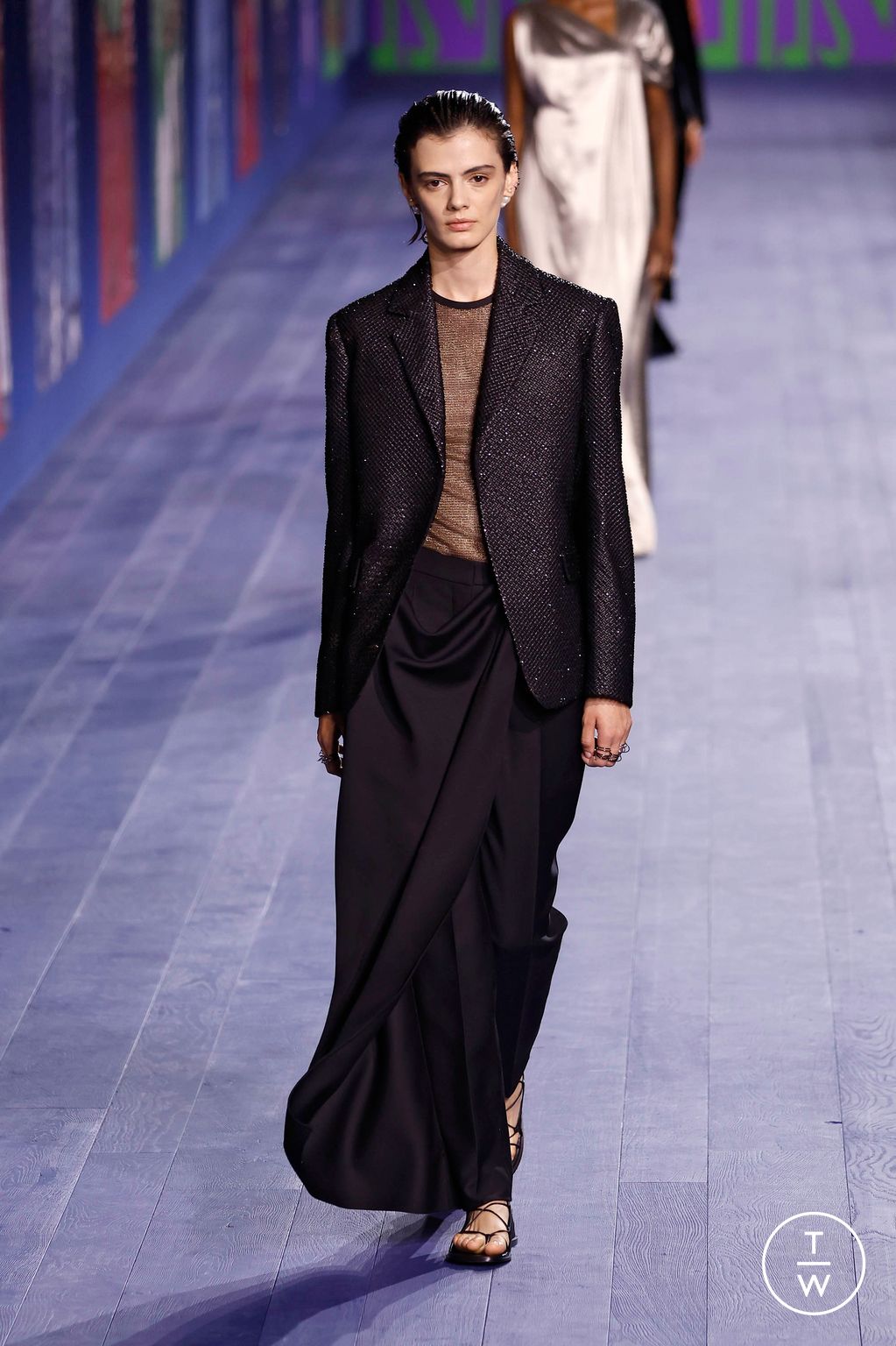 Fashion Week Paris Fall/Winter 2024 look 40 from the Dior collection couture