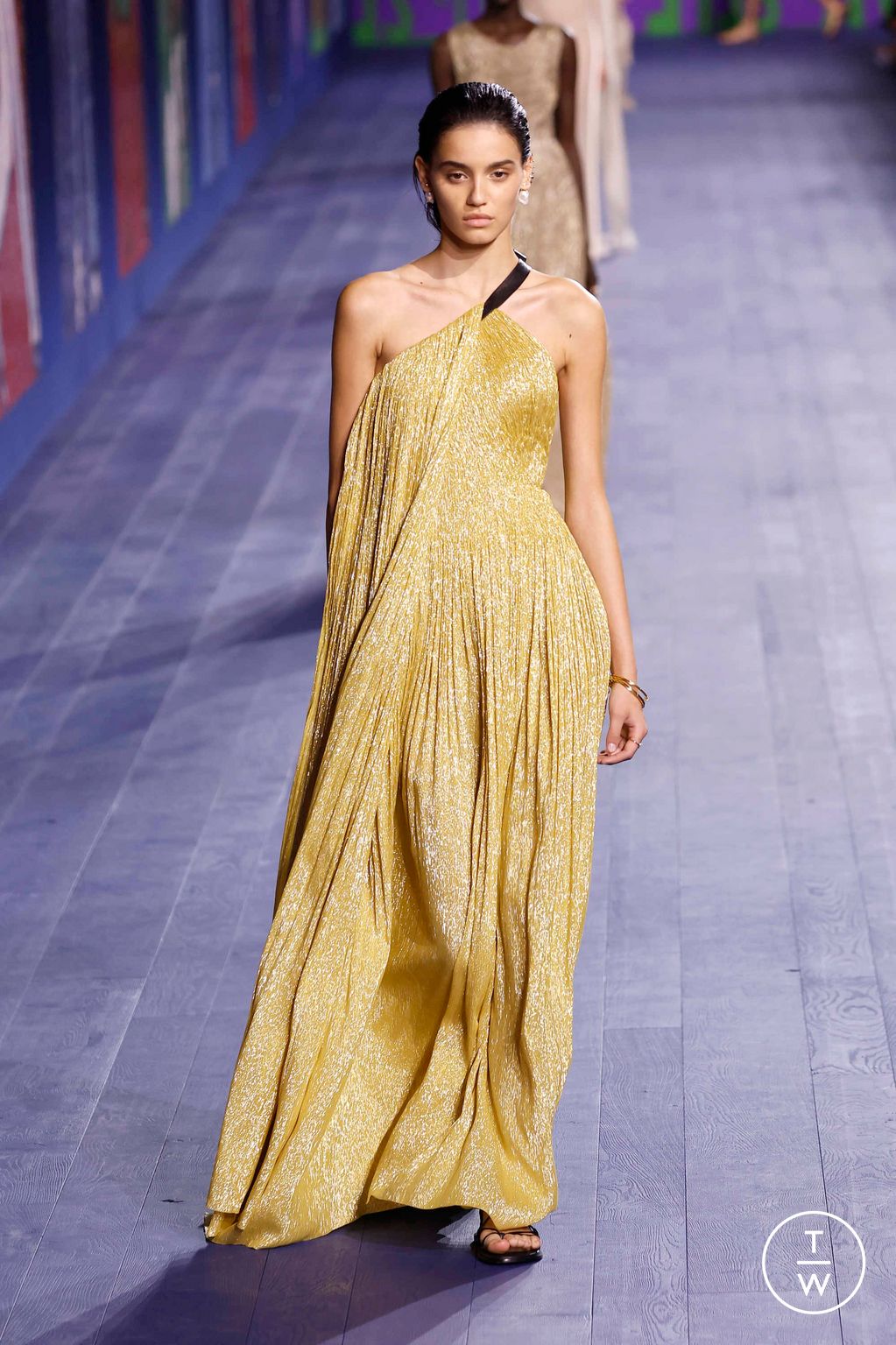 Fashion Week Paris Fall/Winter 2024 look 48 from the Dior collection 高级定制