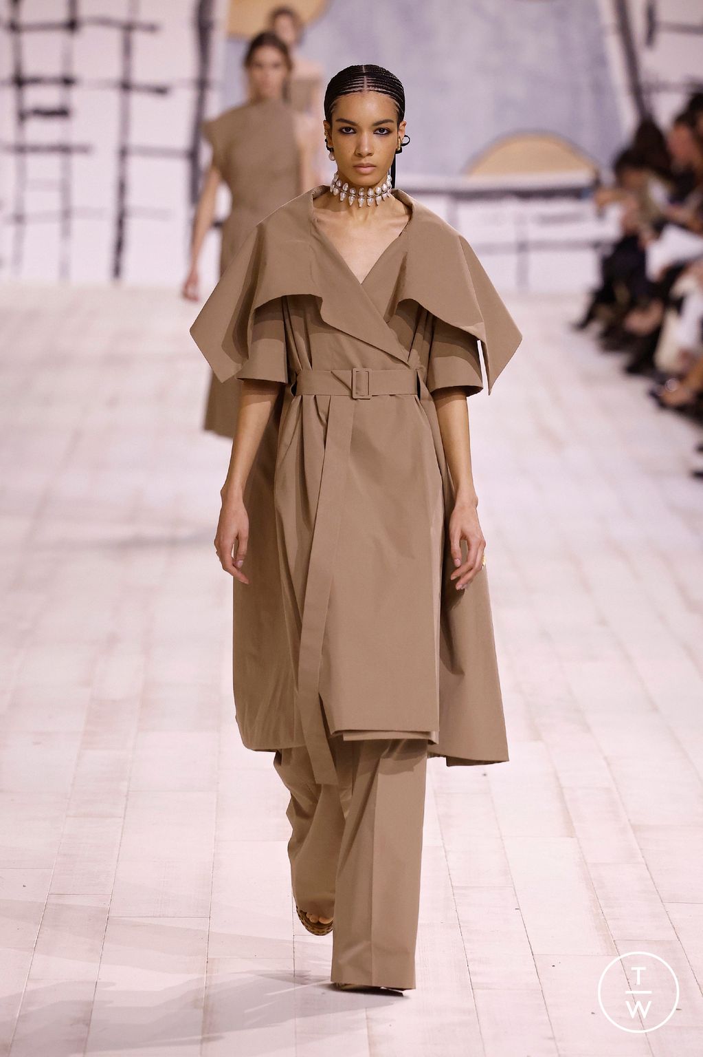 Fashion Week Paris Spring/Summer 2024 look 1 from the Christian Dior collection 高级定制