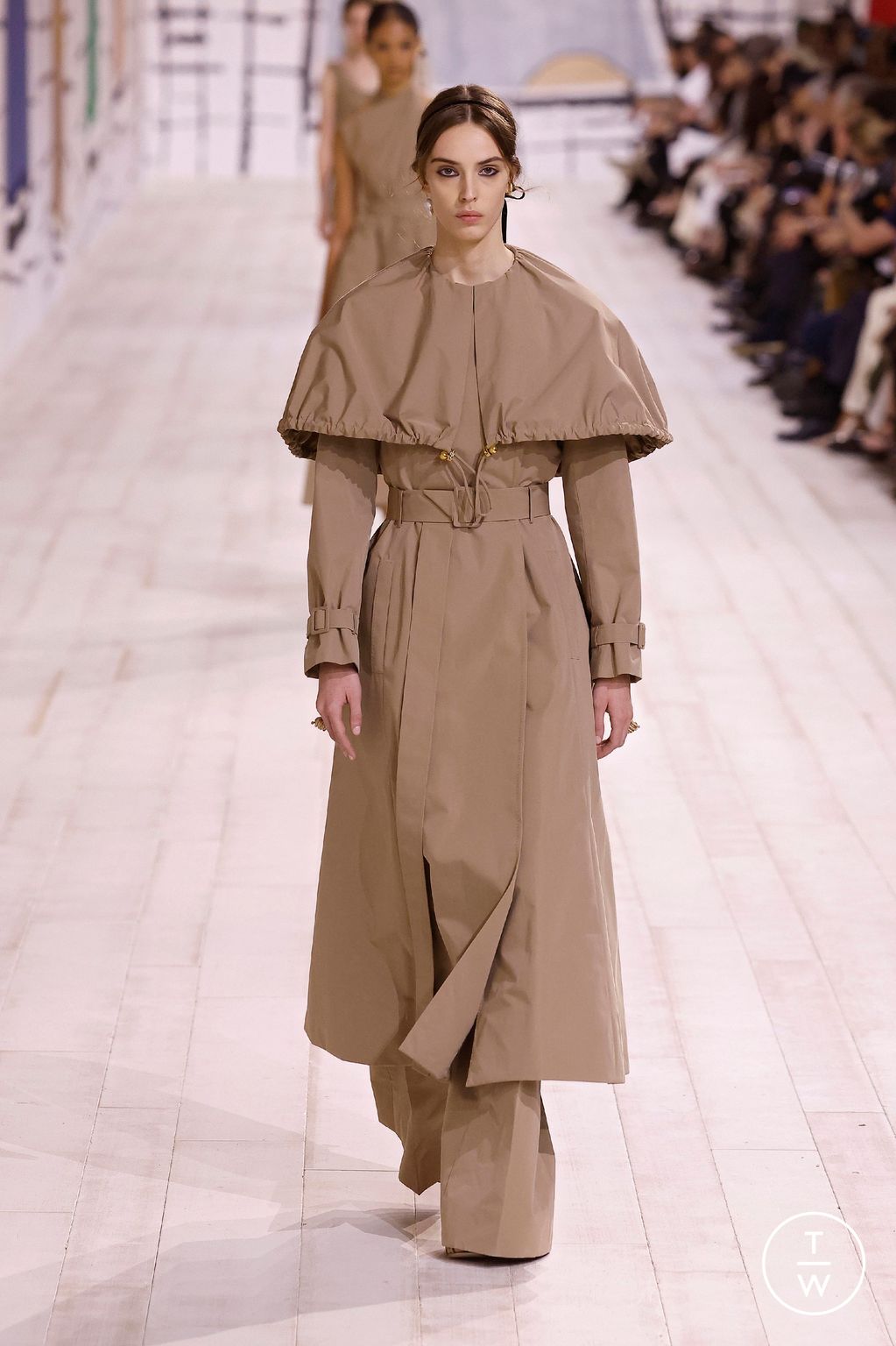 Fashion Week Paris Spring/Summer 2024 look 4 from the Christian Dior collection couture