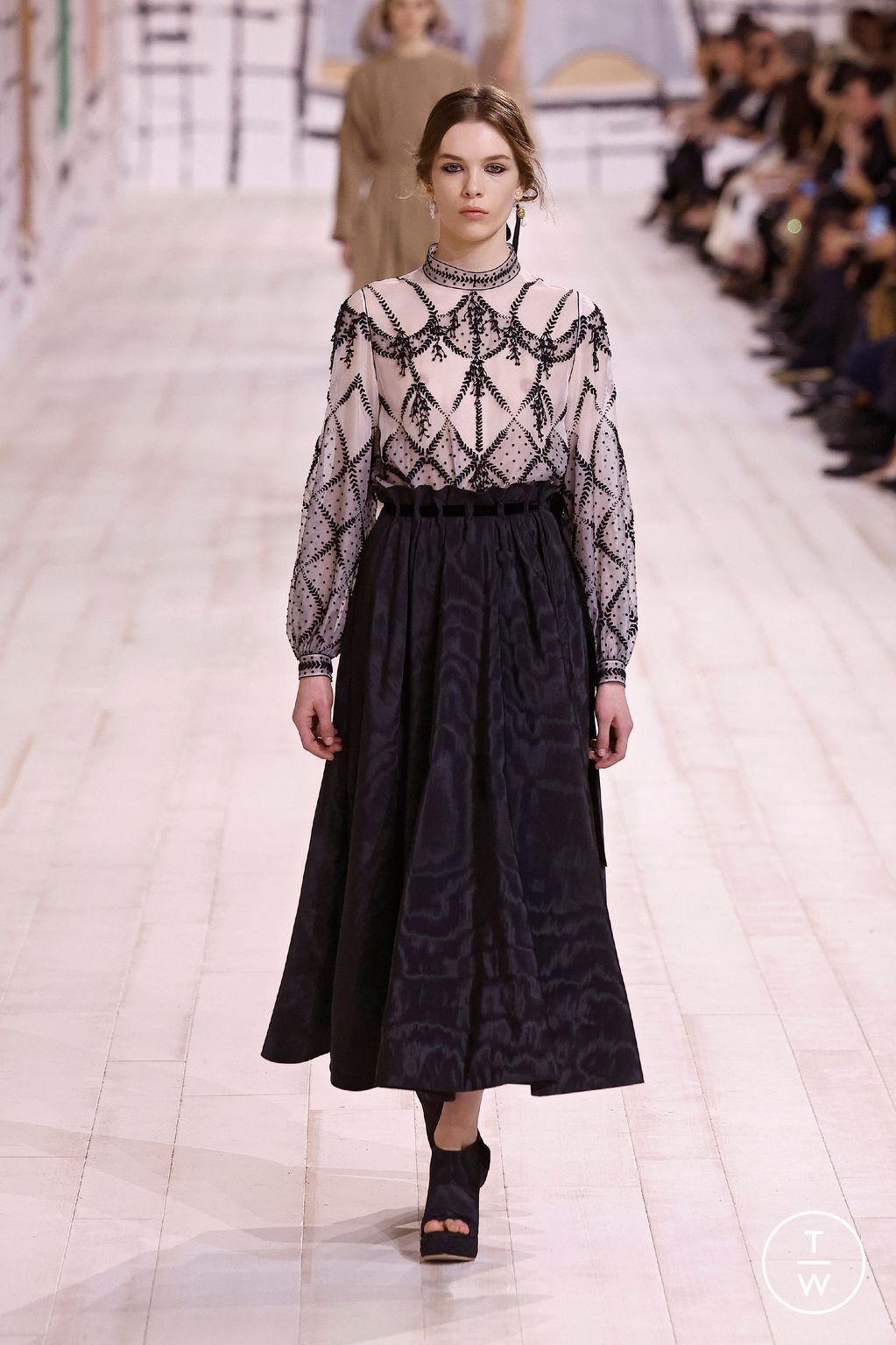 Fashion Week Paris Spring/Summer 2024 look 8 from the Christian Dior collection 高级定制