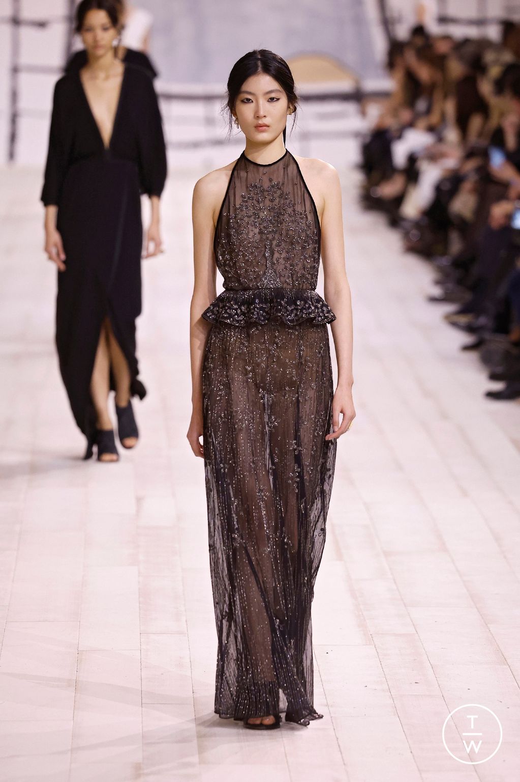 Fashion Week Paris Spring/Summer 2024 look 39 from the Christian Dior collection couture