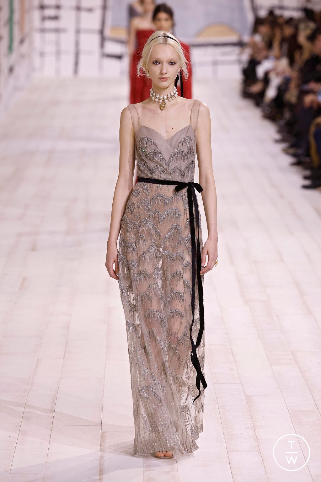 Fashion Week Paris Spring/Summer 2024 look 46 from the Christian Dior collection couture
