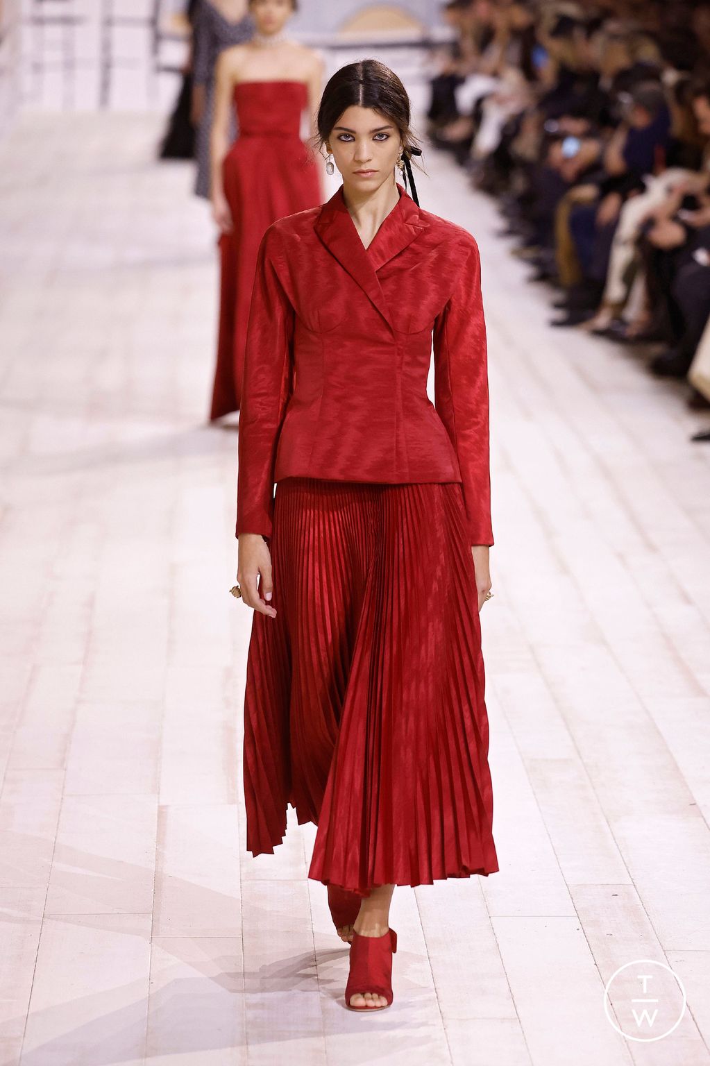 Fashion Week Paris Spring/Summer 2024 look 47 from the Christian Dior collection 高级定制