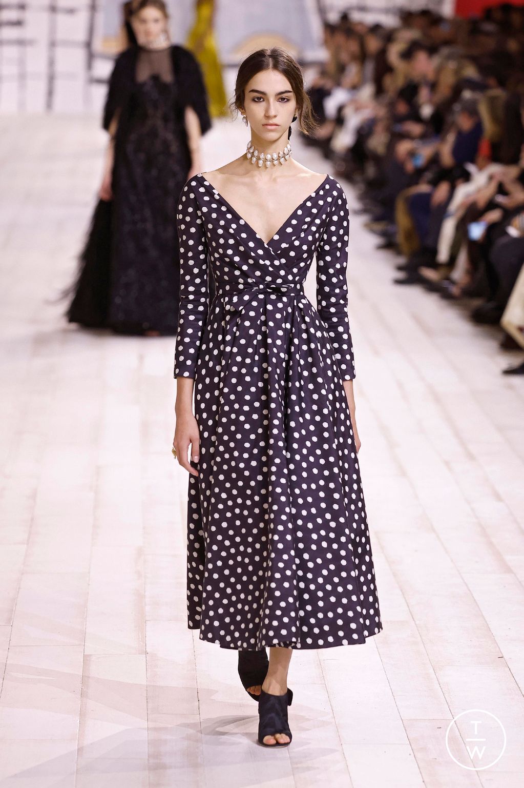 Fashion Week Paris Spring/Summer 2024 look 49 from the Christian Dior collection couture
