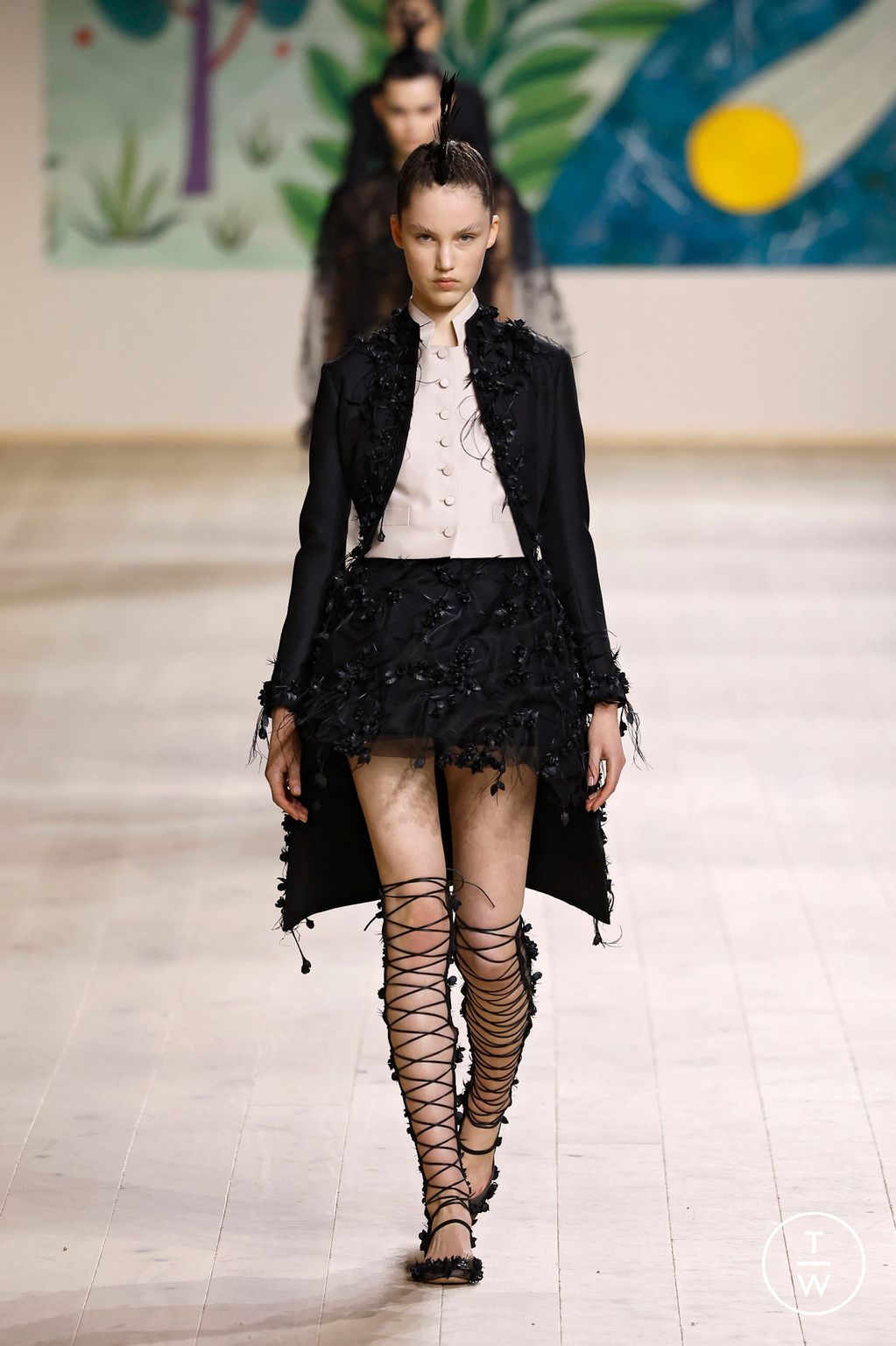 Fashion Week Paris Spring/Summer 2025 look 1 from the Dior collection couture
