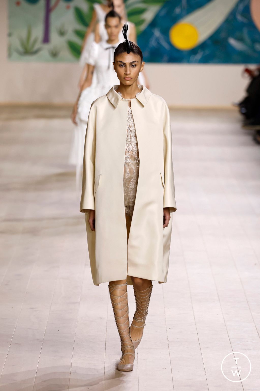 Fashion Week Paris Spring/Summer 2025 look 13 from the Dior collection couture