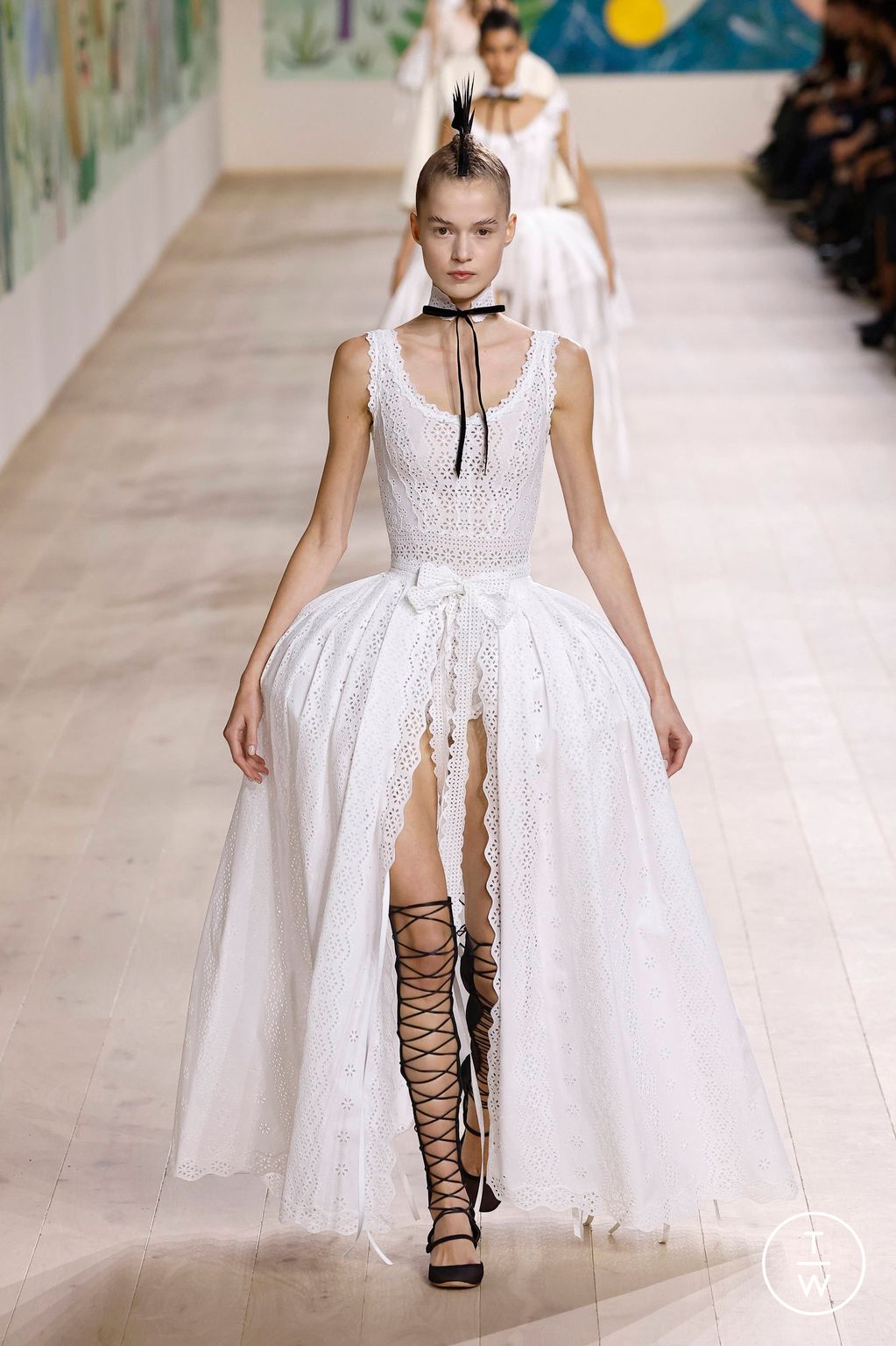 Fashion Week Paris Spring/Summer 2025 look 15 from the Dior collection couture