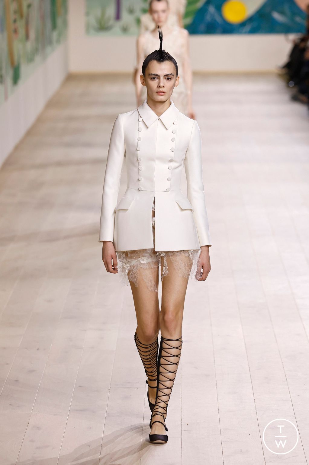 Fashion Week Paris Spring/Summer 2025 look 21 from the Dior collection couture