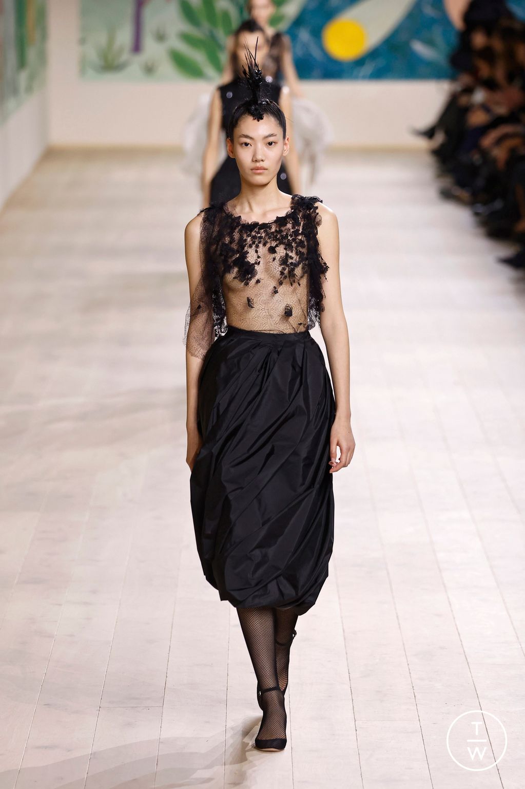 Fashion Week Paris Spring/Summer 2025 look 37 from the Dior collection 高级定制
