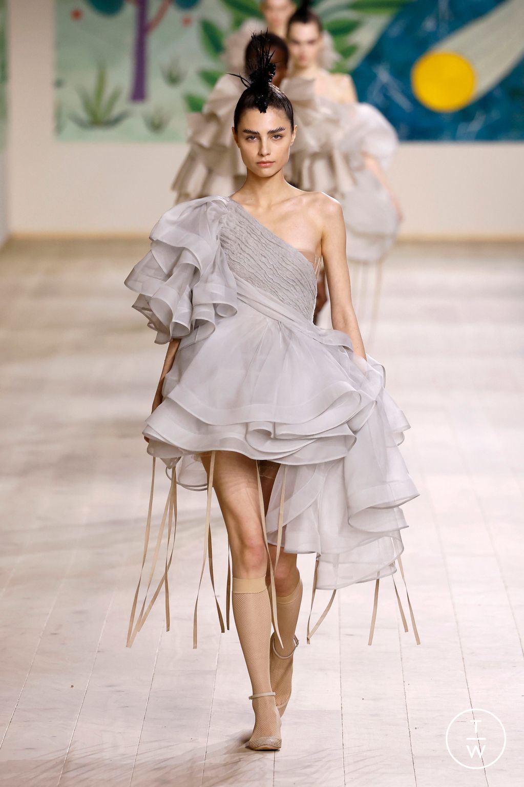 Fashion Week Paris Spring/Summer 2025 look 41 from the Dior collection couture