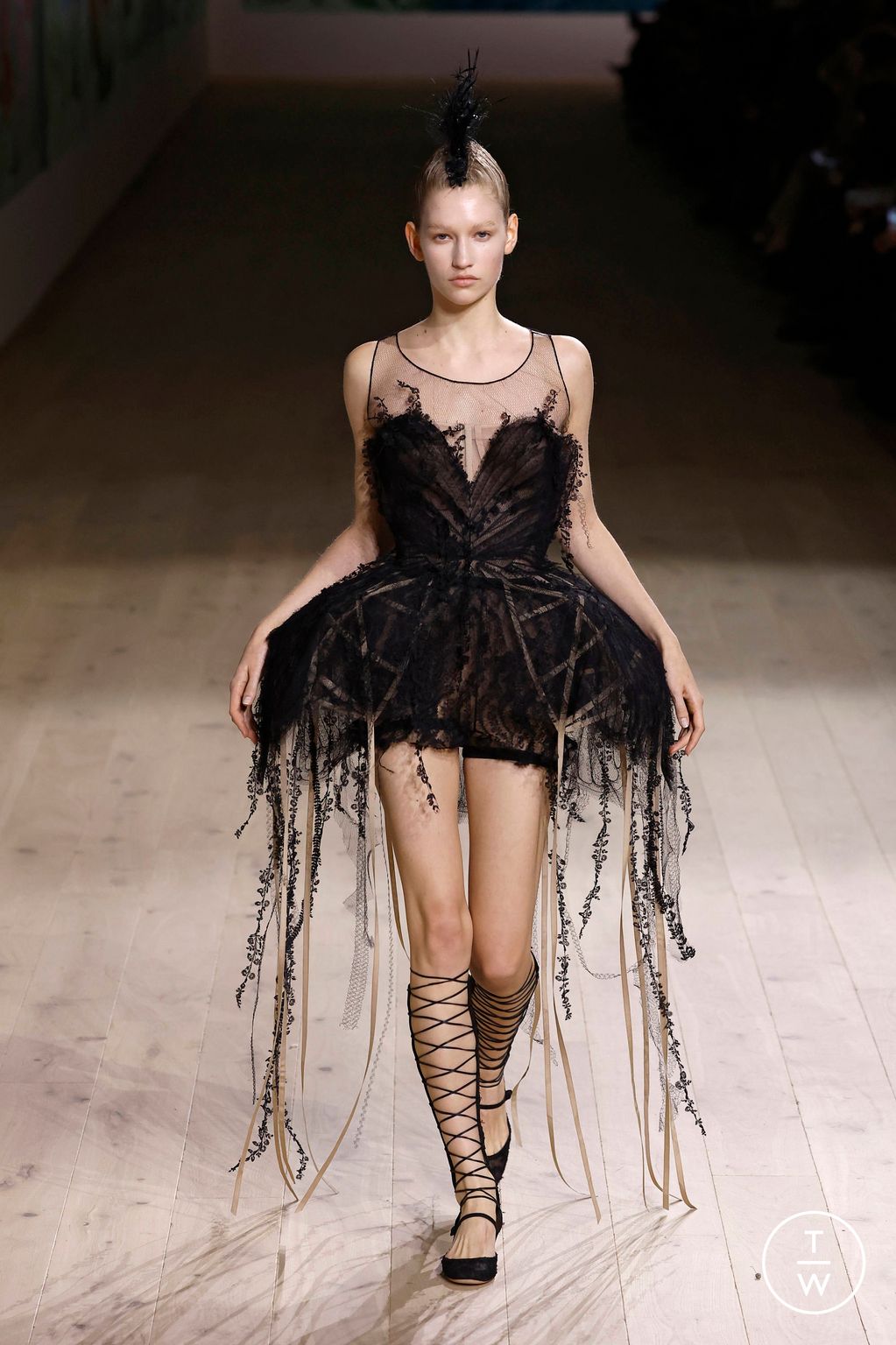 Fashion Week Paris Spring/Summer 2025 look 68 from the Dior collection couture