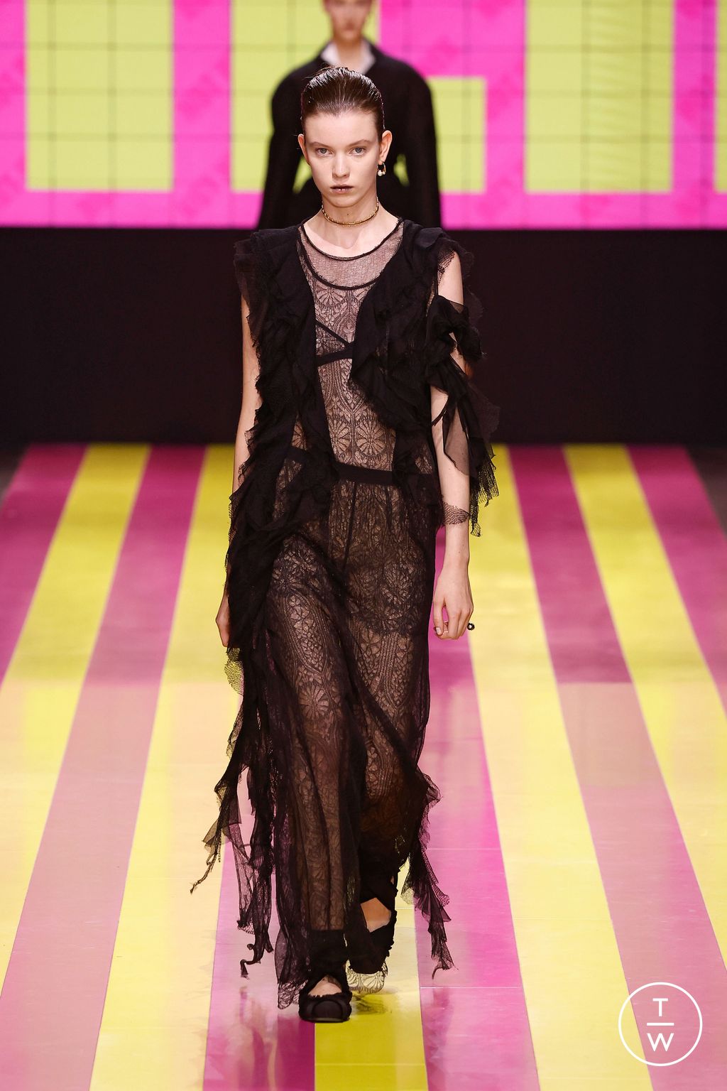 Fashion Week Paris Spring/Summer 2024 look 1 from the Christian Dior collection 女装