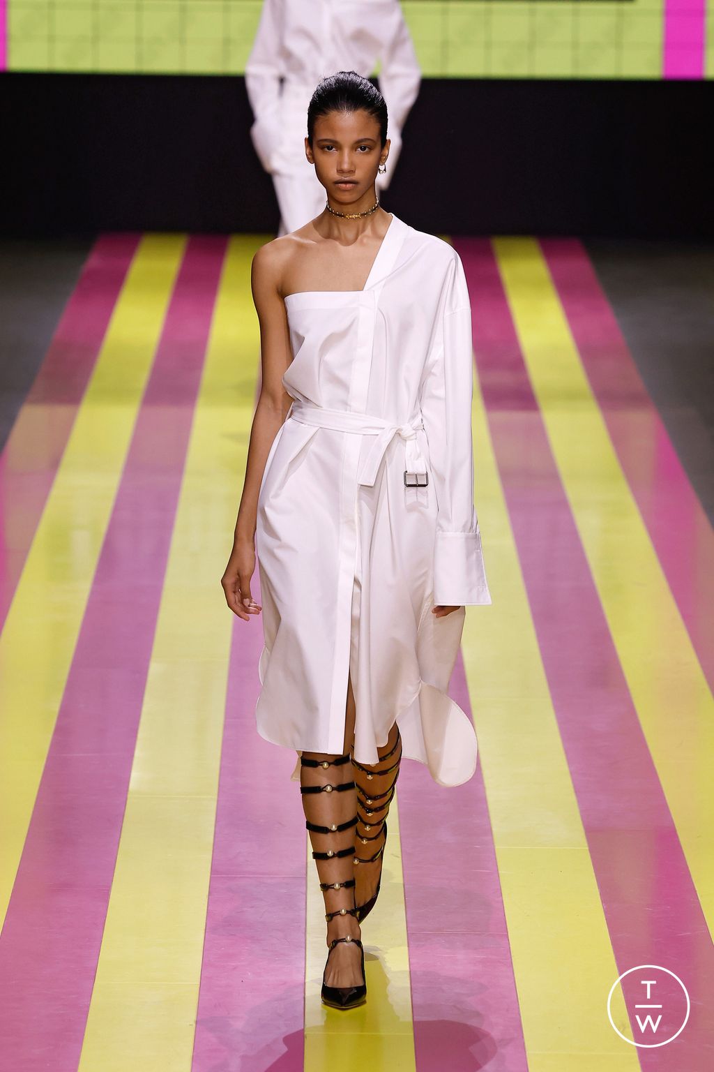Fashion Week Paris Spring/Summer 2024 look 11 from the Christian Dior collection womenswear
